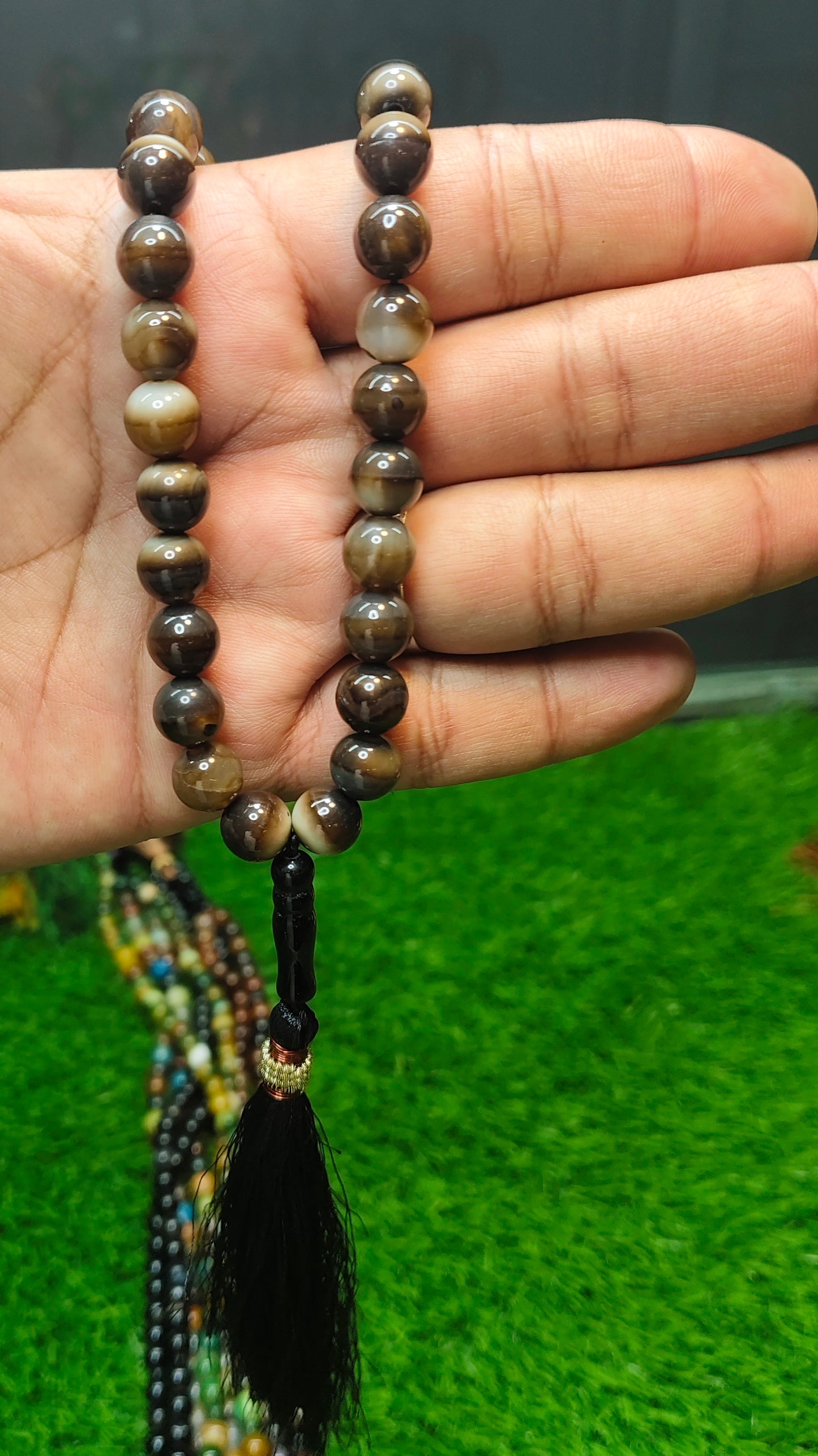 Agate (Aqeeqs) tasbeeh/tasbih - original stone tasbeeh 10 mm 33 beads
