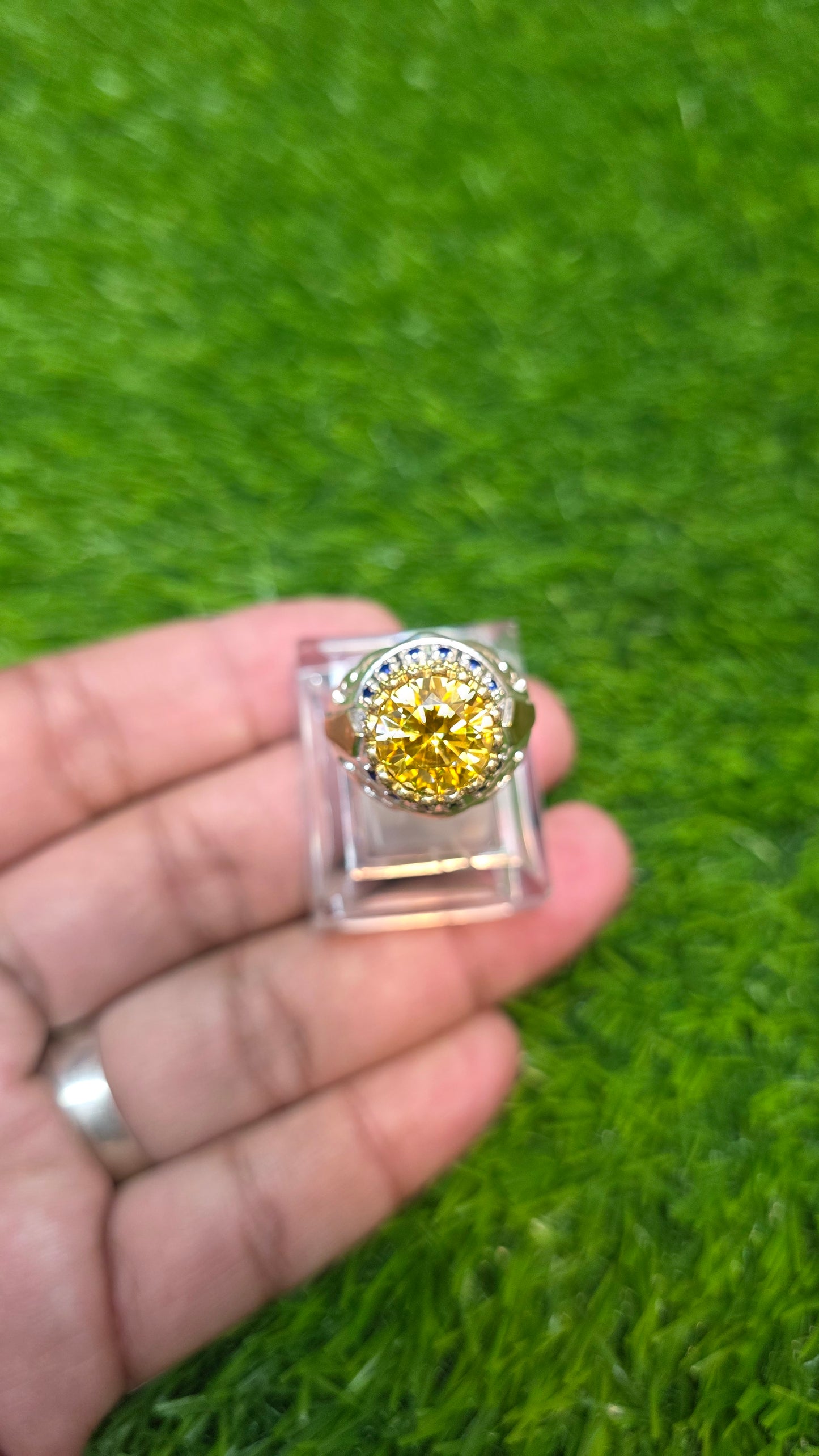 Premium Quality Vintage Style Golden Moissanite Ring