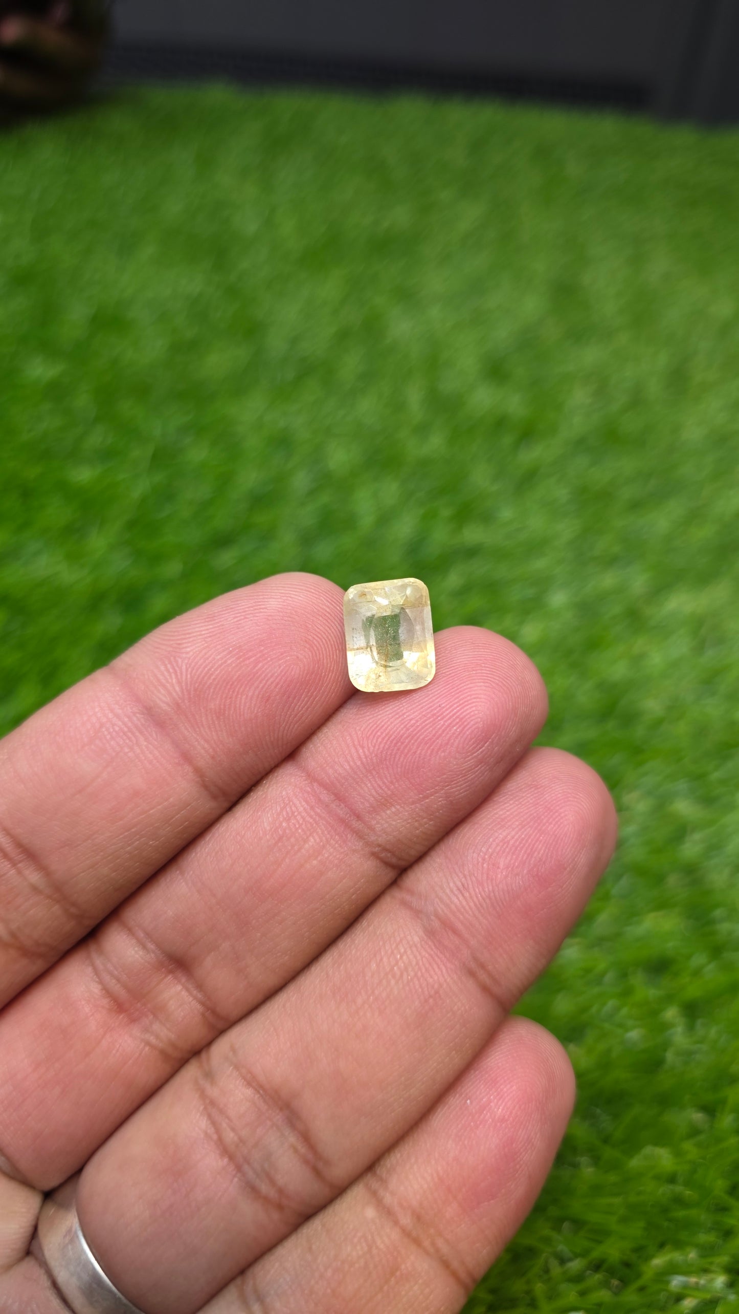 Premium Quality Ceylon Topaz Stone