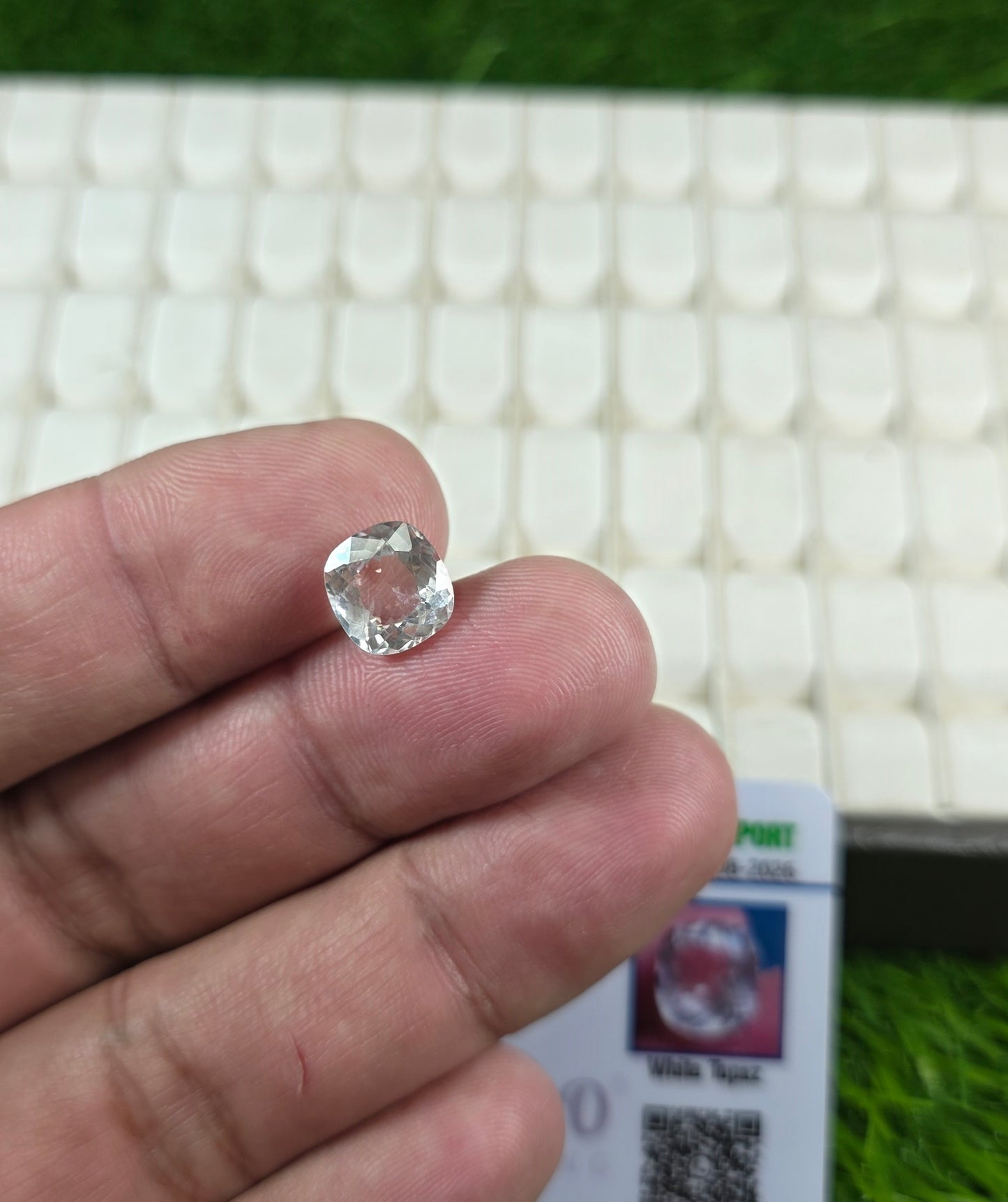 Premium Quality White Pukhraj Stone With Lab Certificate
