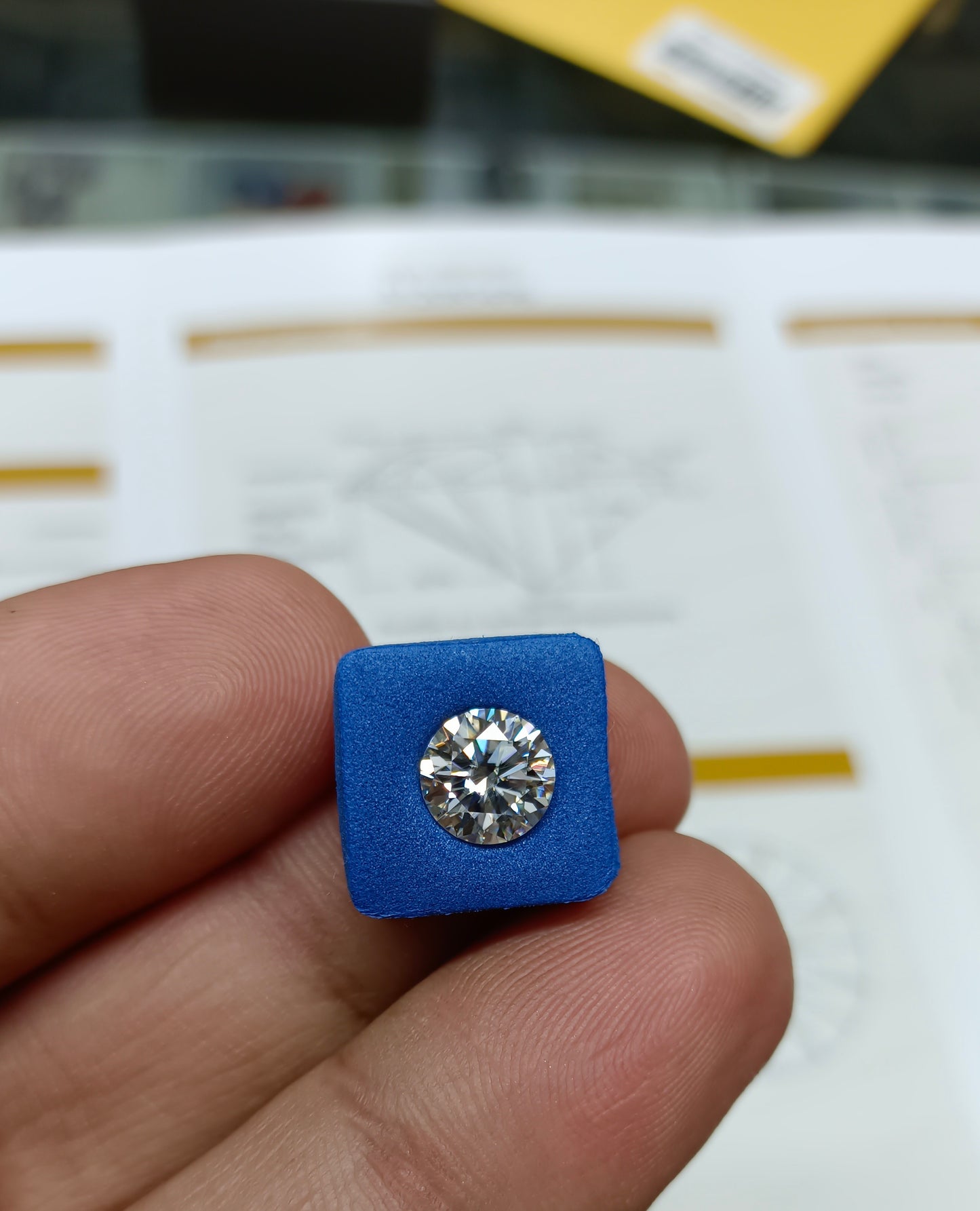 Moissanite Diamond 1.5 CRT (GRA Certified)