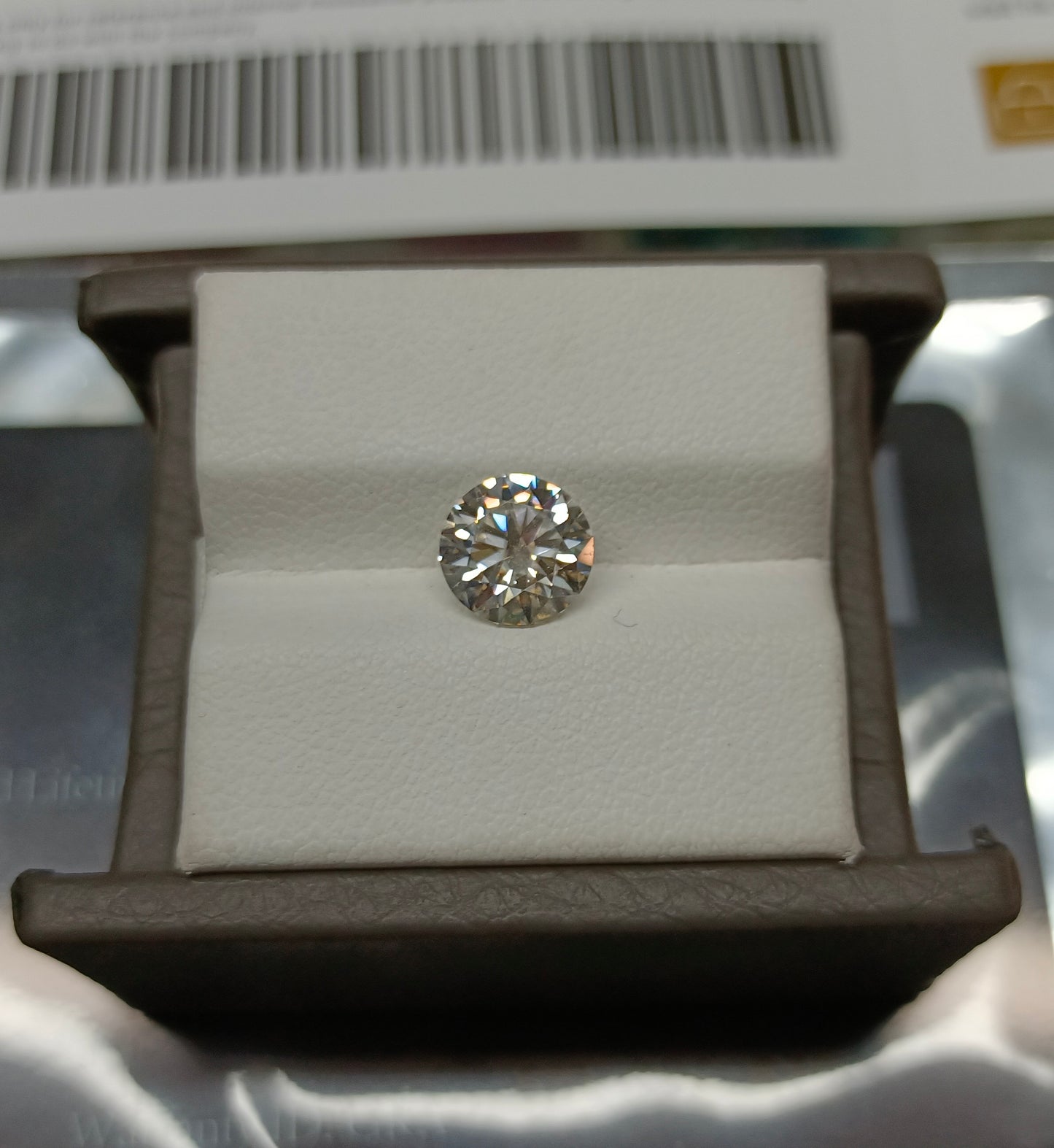 Moissanite Diamond 2 CRT (GRA Certified)