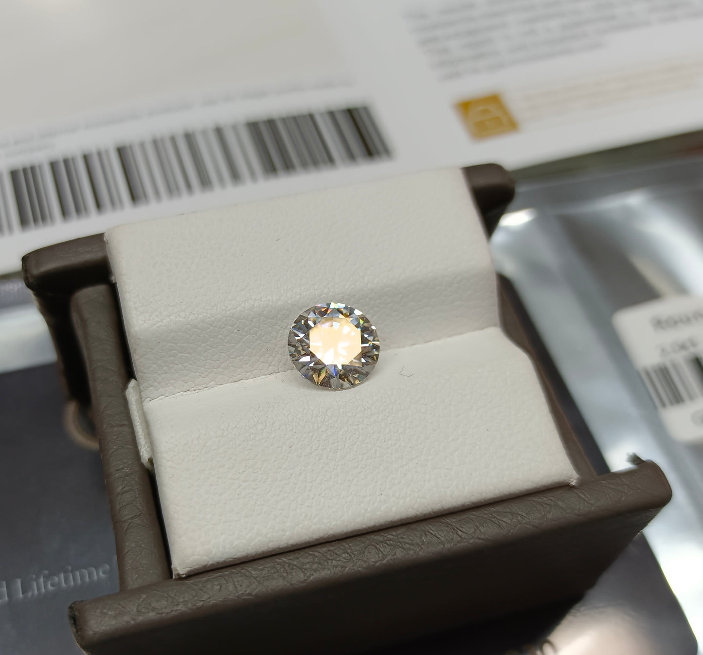 Moissanite Diamond 2 CRT (GRA Certified)