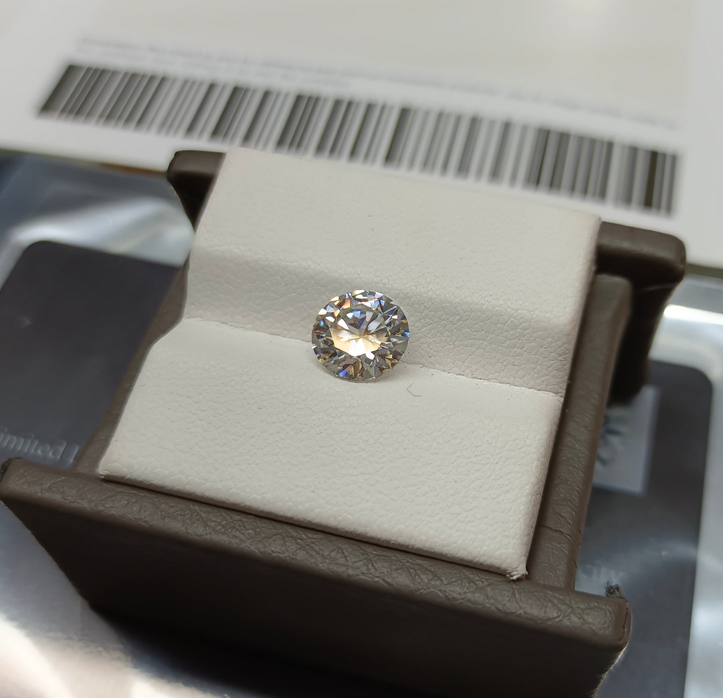 Moissanite Diamond 2 CRT (GRA Certified)