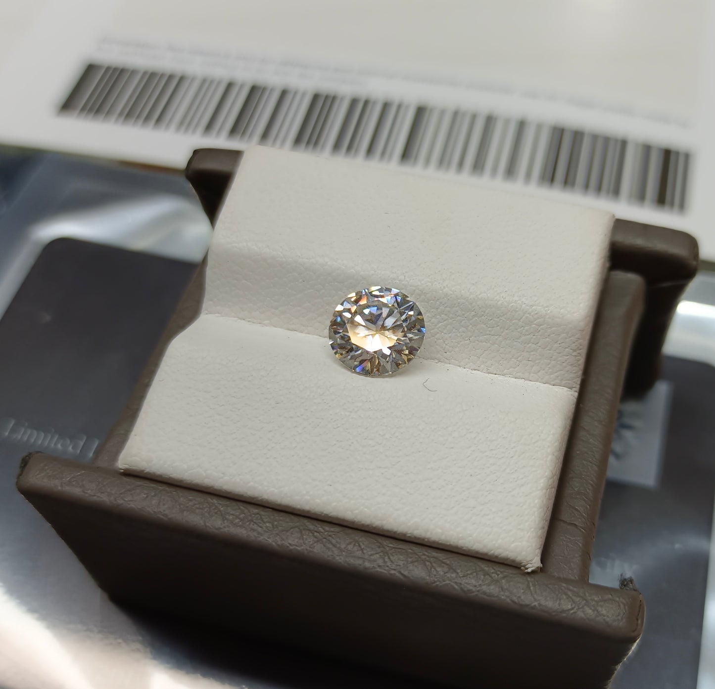 Moissanite Diamond 1.5 CRT (GRA Certified)