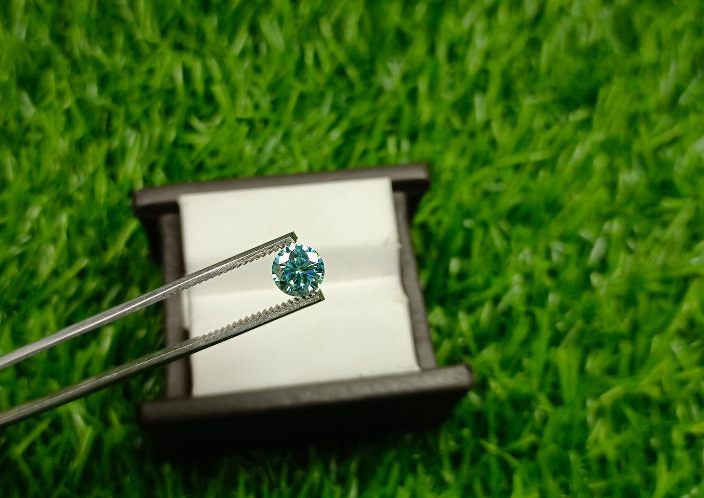 Moissanite Diamond 1 Cts (Aqua) Color