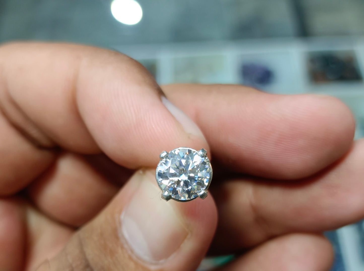 1 CRT Moissanite Earings