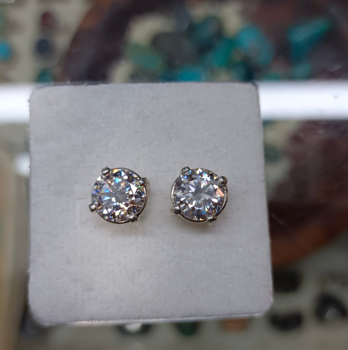 1 CRT Moissanite Earings