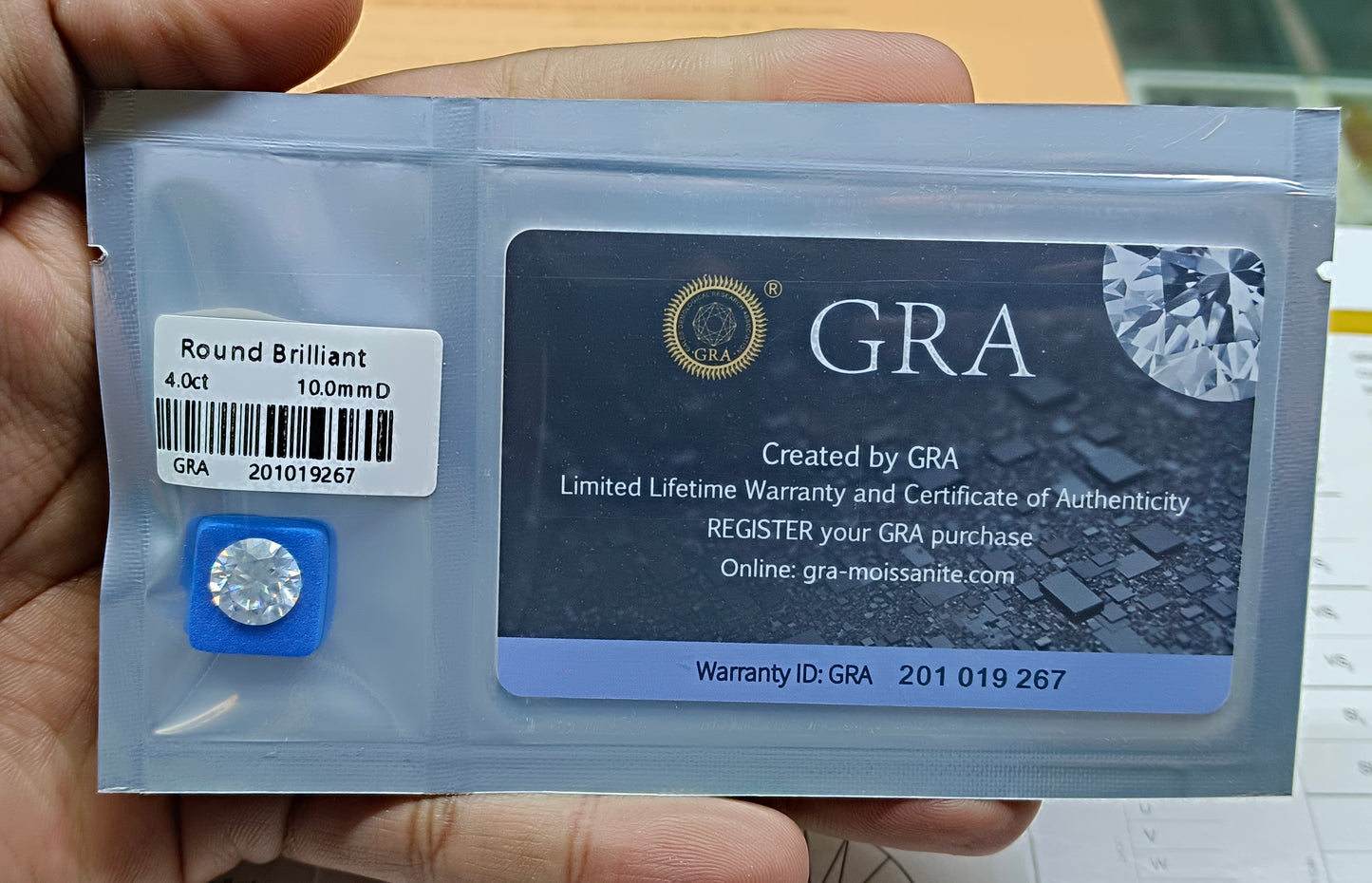 Moissanite Diamond 4 CRT (GRA Certified)