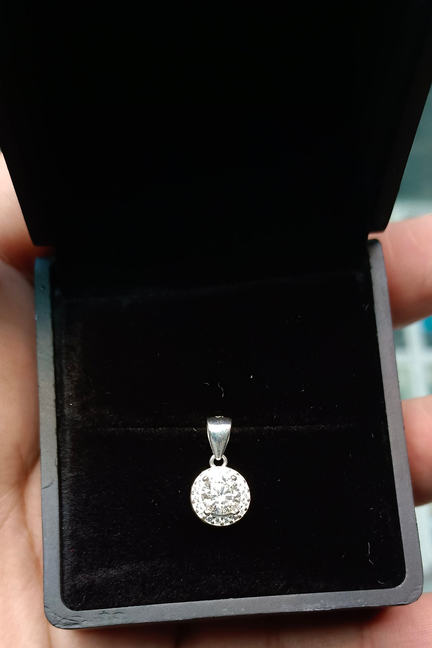 0.80 Cents MOISSANITE Pendent (GRA Certified)