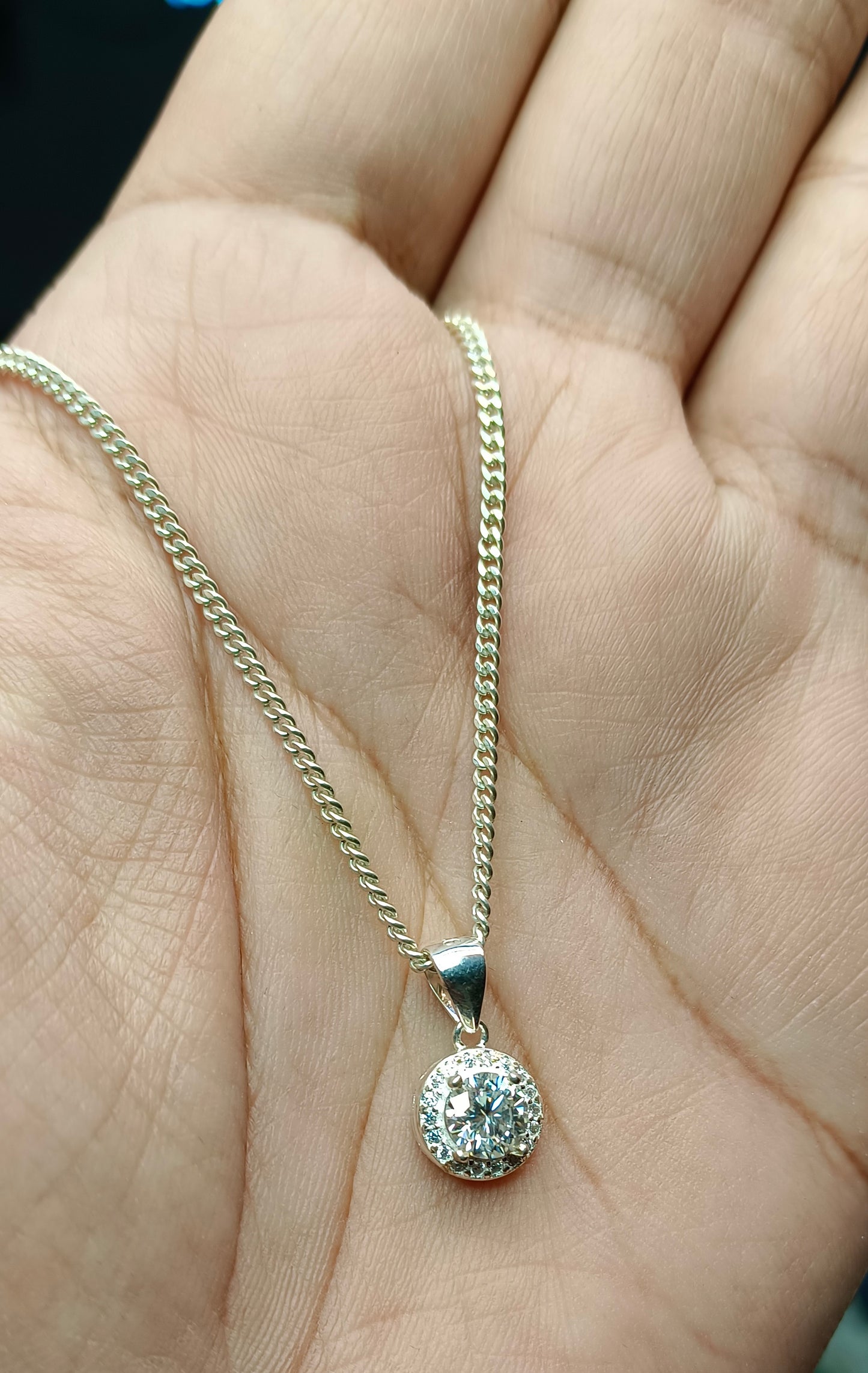 0.80 Cents MOISSANITE Pendent (GRA Certified)