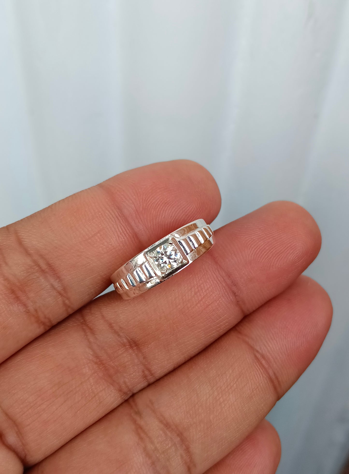 0.50 CRT Moissanite diamond ring Pure silver