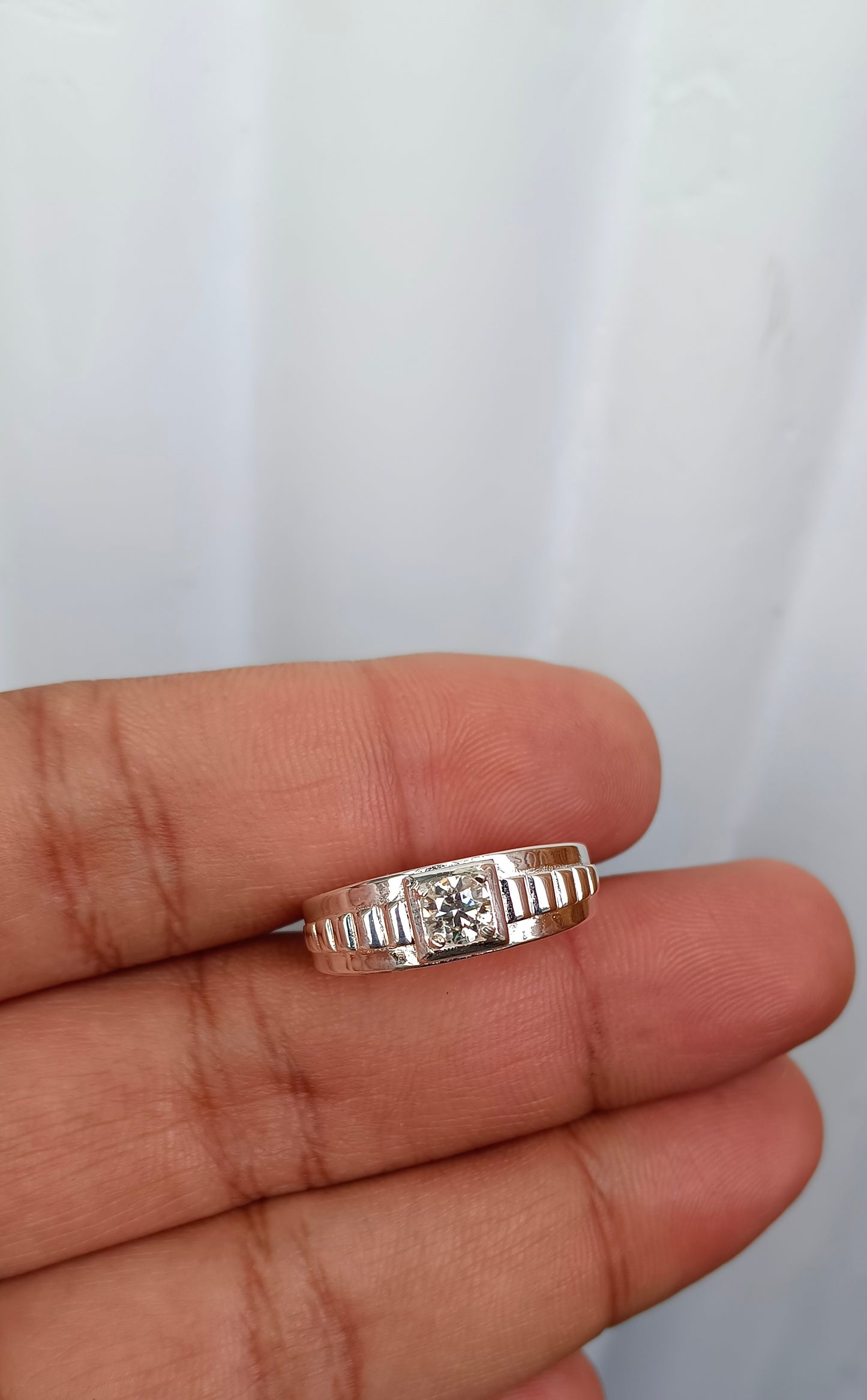 0.50 CRT Moissanite diamond ring Pure silver