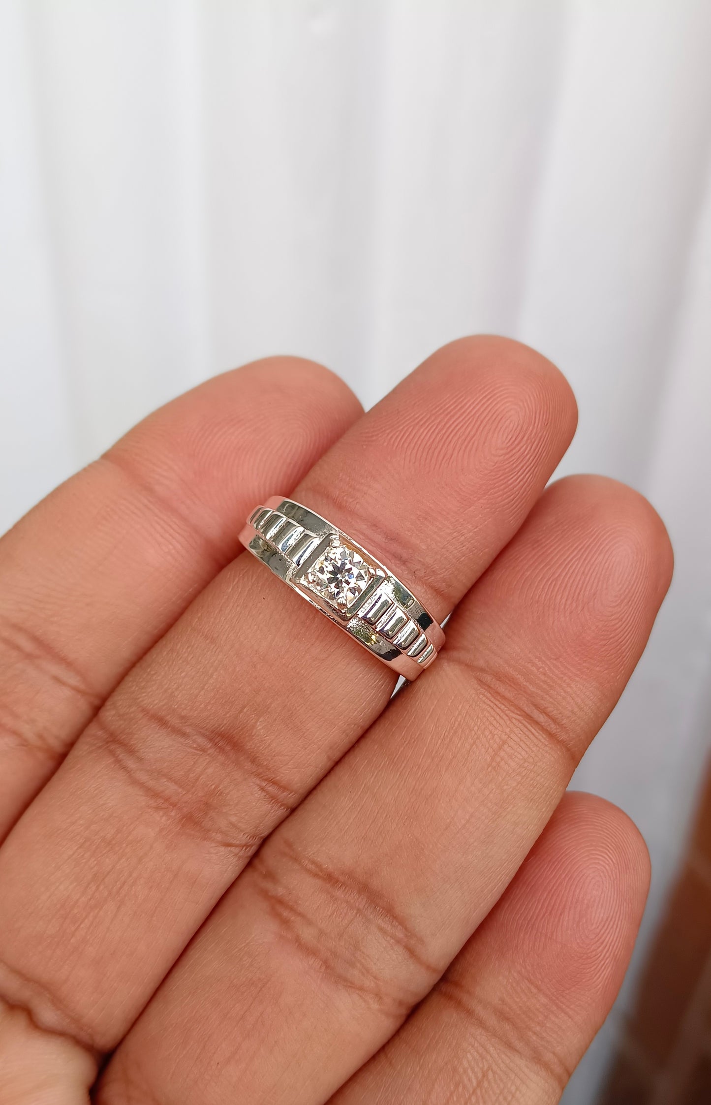 0.50 CRT Moissanite diamond ring Pure silver