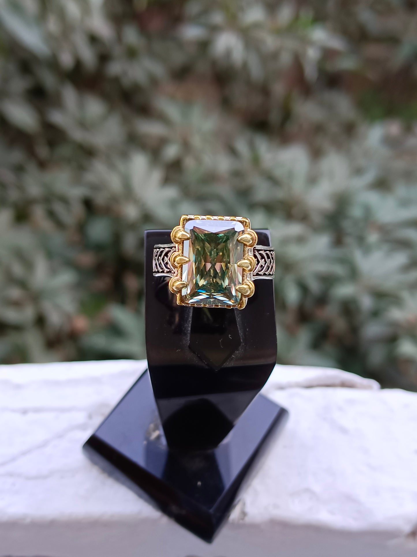 Green Moissanite diamond 5.50 CRT Ring in vintage Style Pure Silver