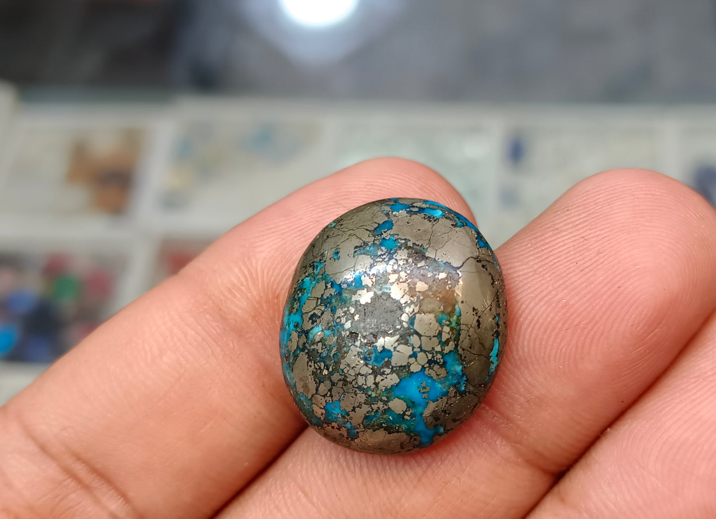 Nisha Puri Feroza Sona Patti Gold Metal