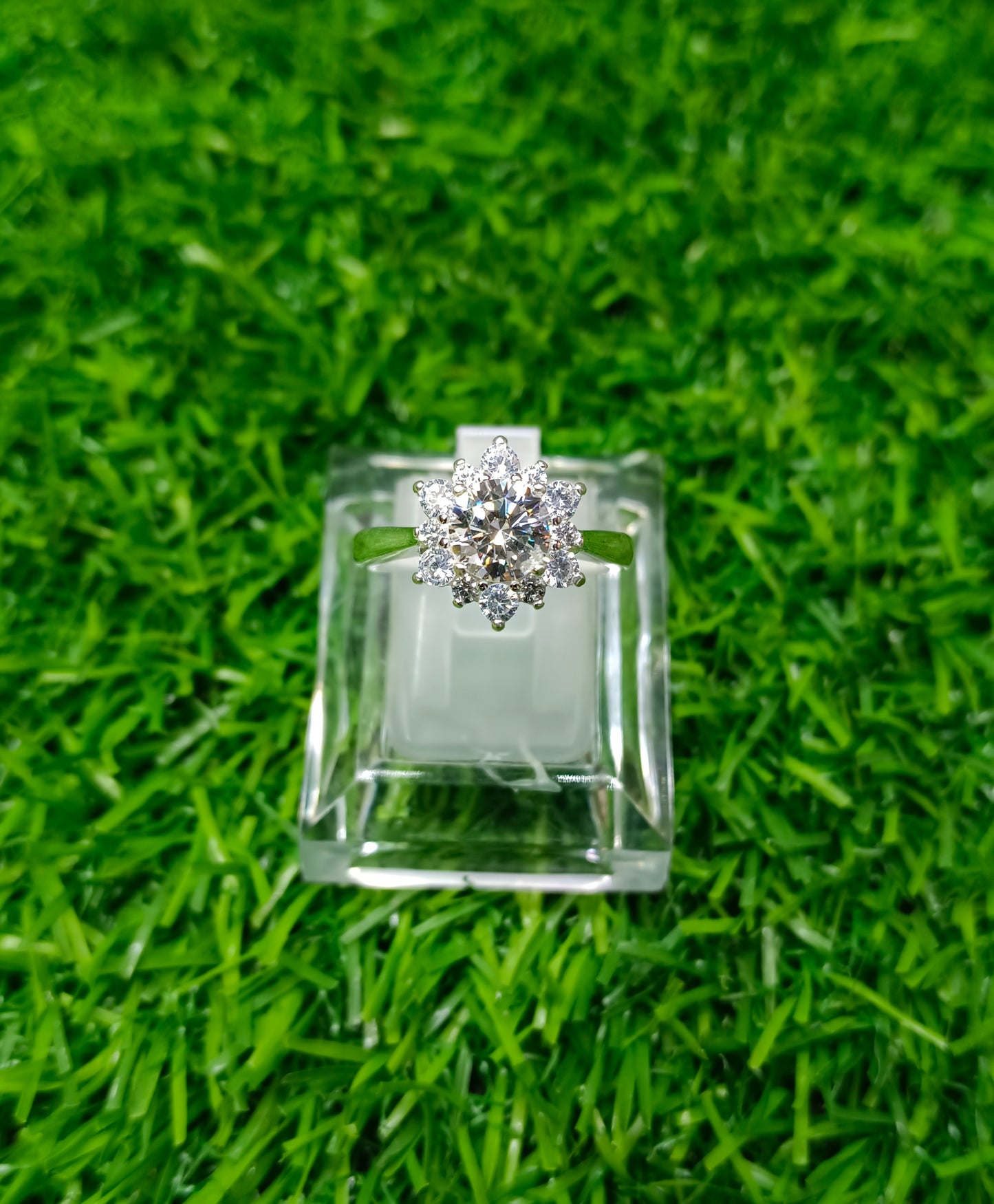 White Moissanite diamond ring for ladies