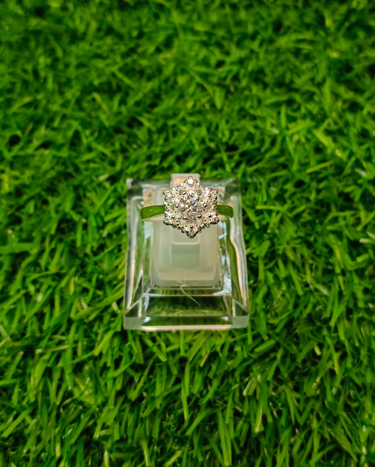 Moissanite diamond 0.5 CRT Ring