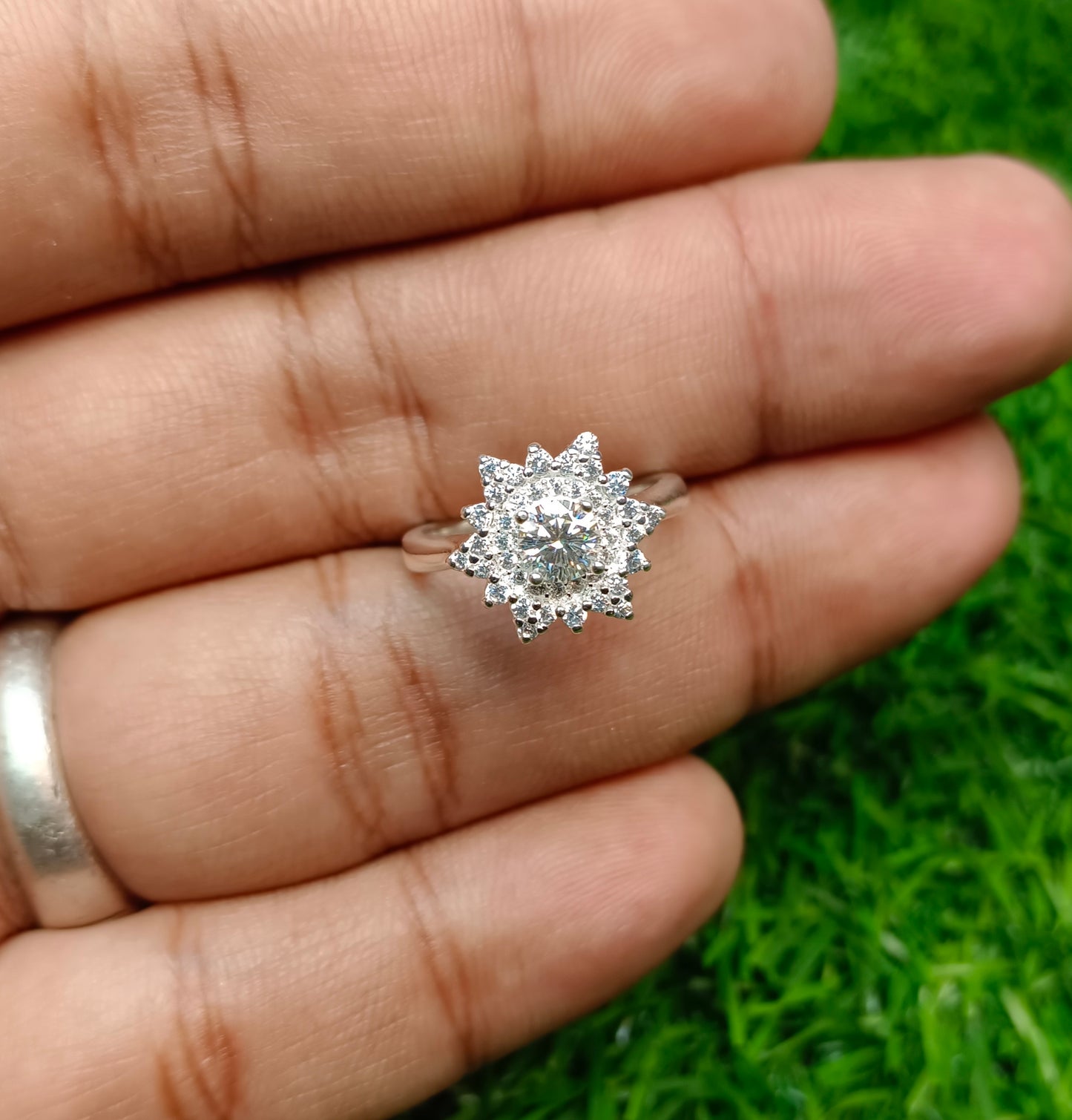 Moissanite Diamond 0.5 CRT Ring