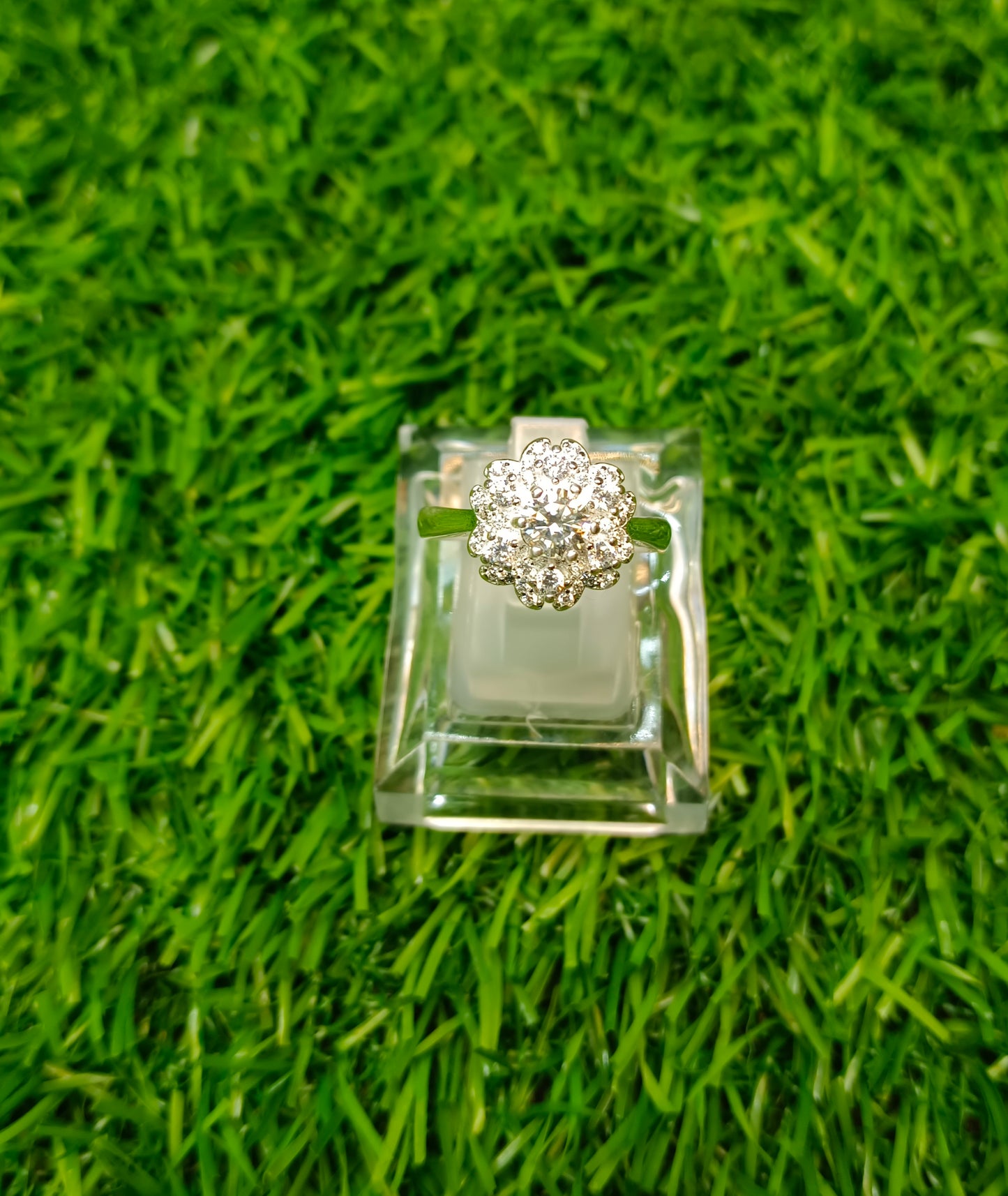 Moissanite diamond 0.5 CRT Ring