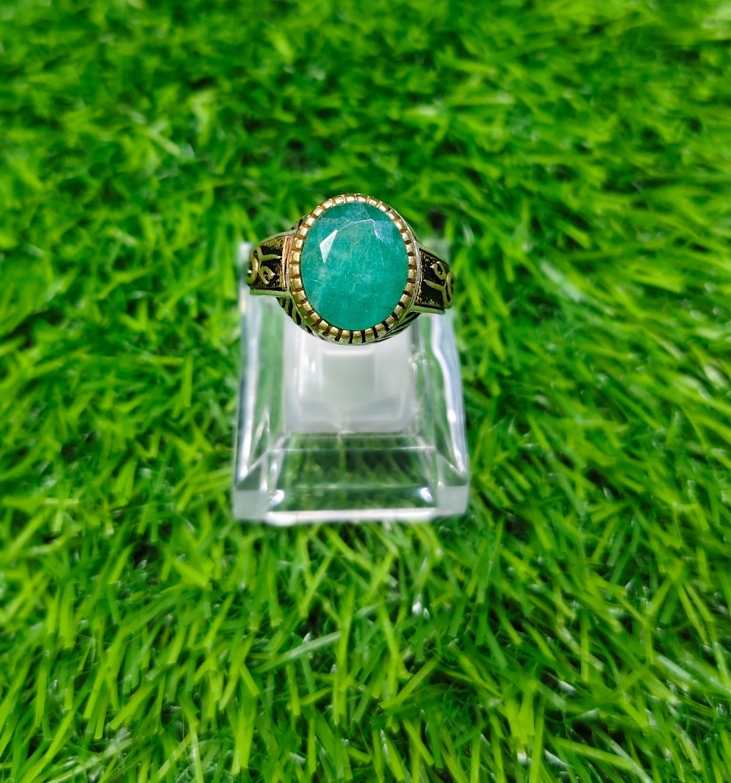 Vintage Style Ring - Zambia Zamurd