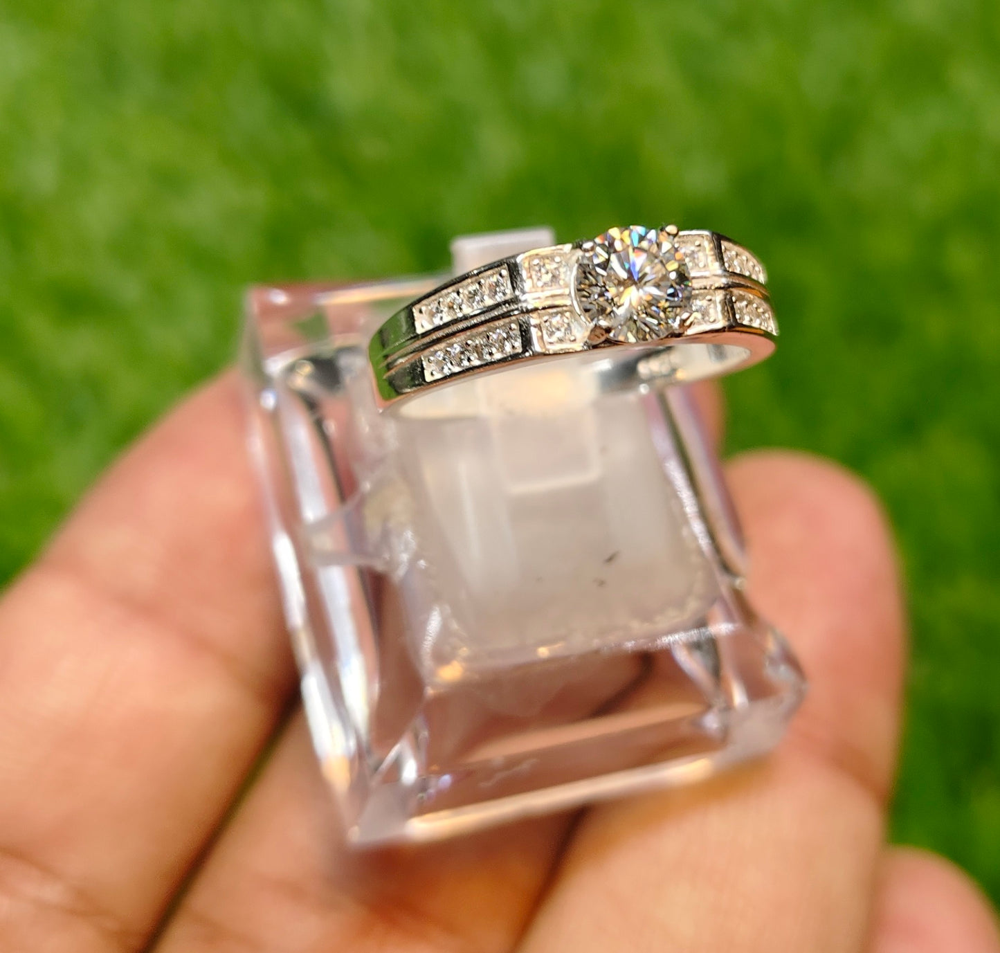 Natural 0.80 Cents Moissanite Certified Ring