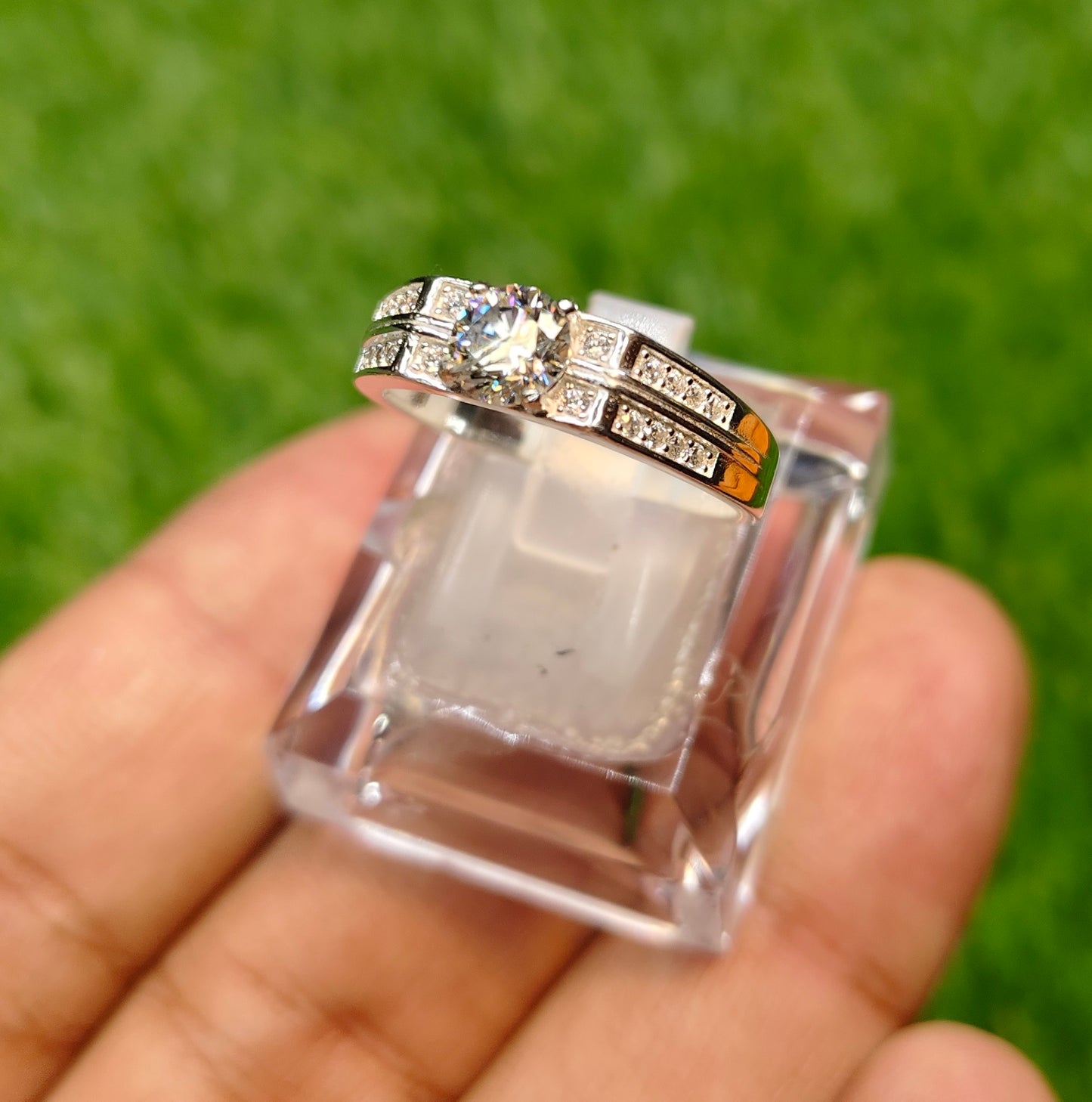Natural 0.80 Cents Moissanite Certified Ring