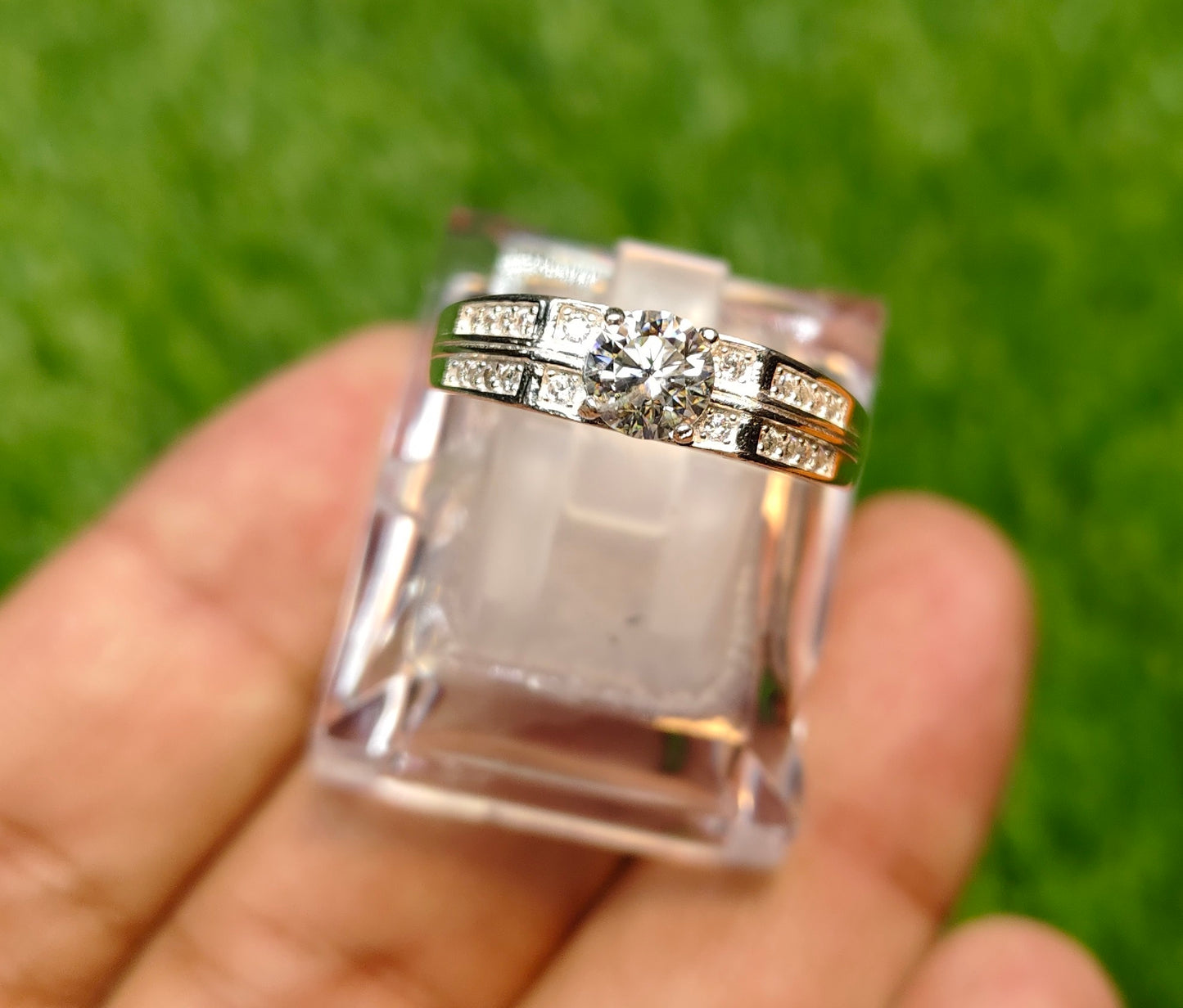 Natural 0.80 Cents Moissanite Certified Ring