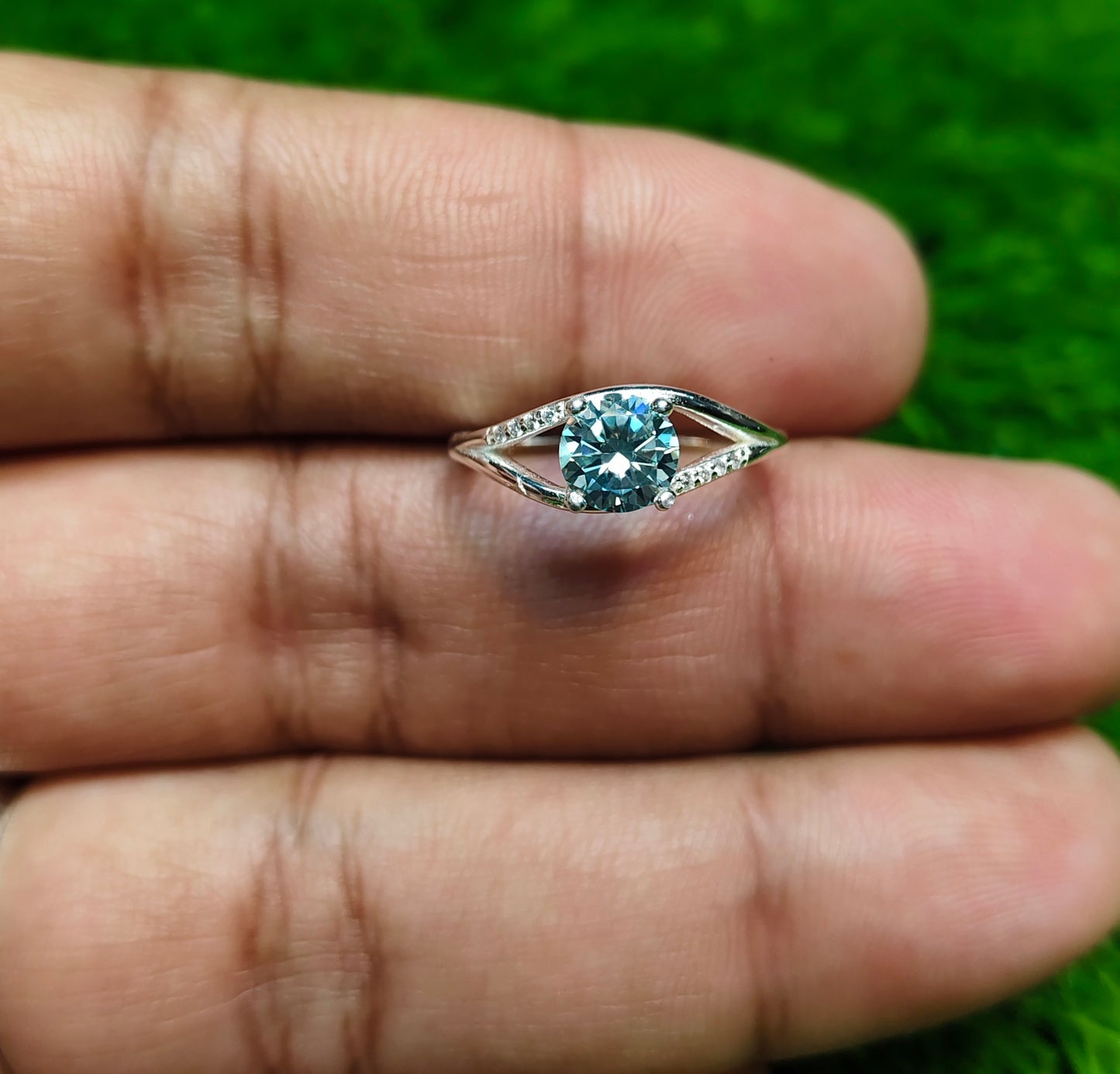 Natural Moissanite Diamond Ring