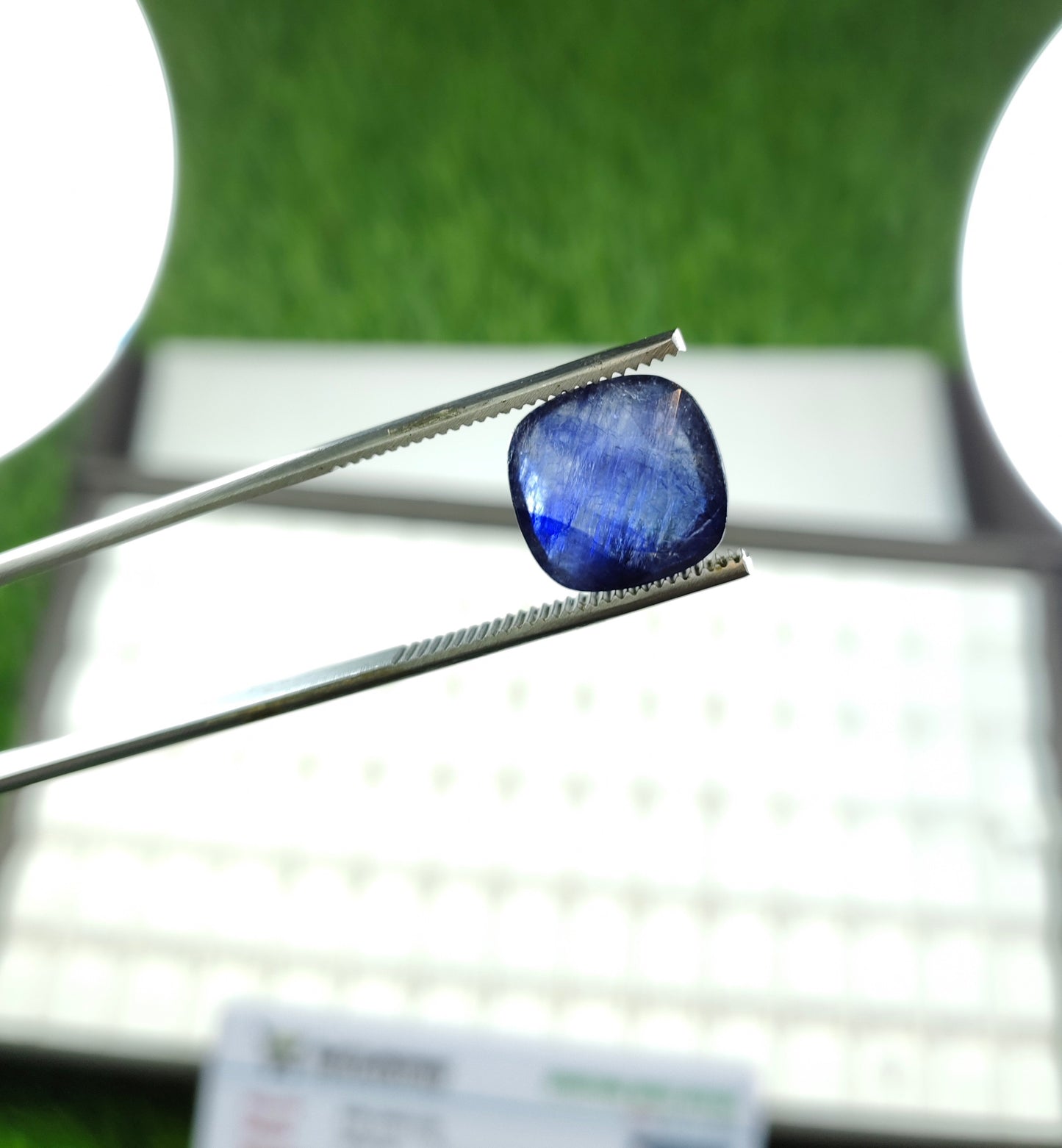 Neelam With Lab certificate