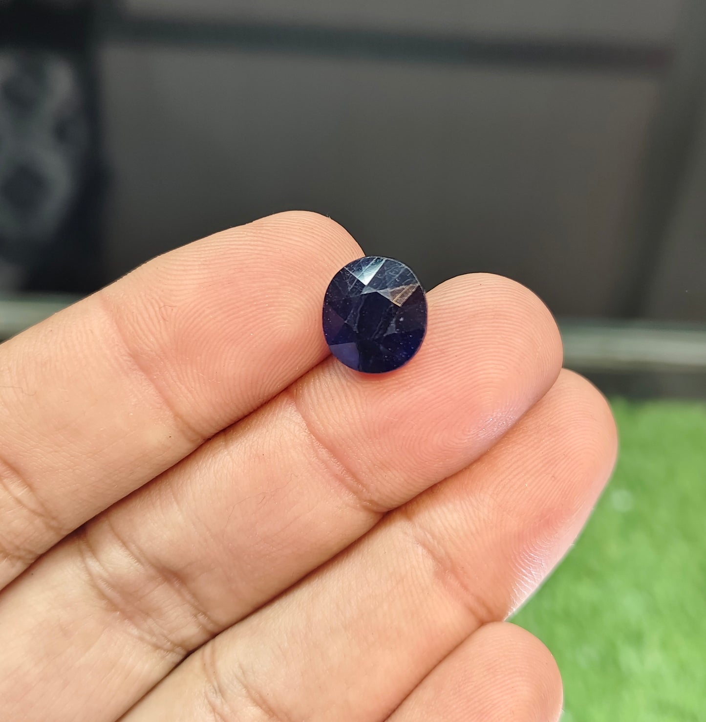 Neelam With Lab certificate