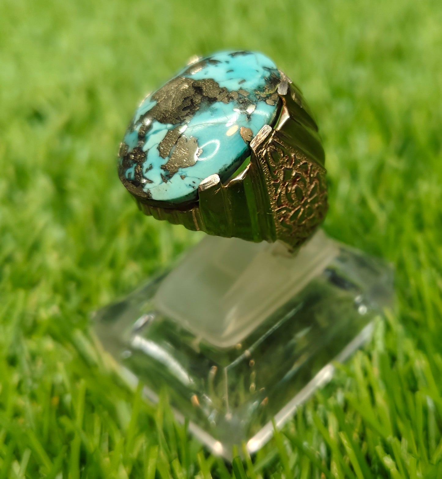 Nesha Puri Feroza Ring