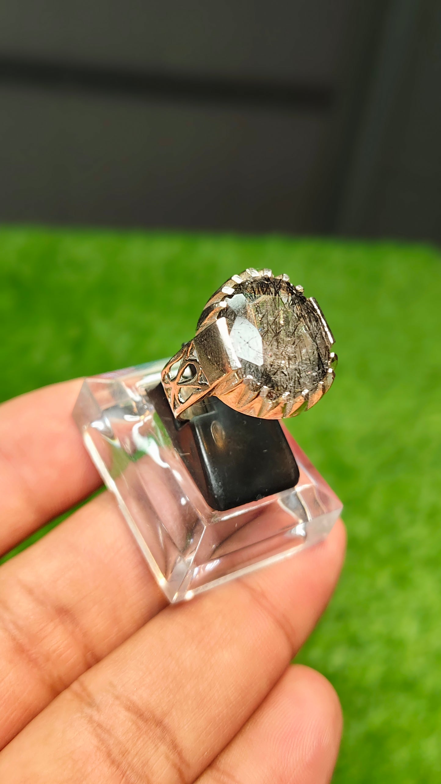 Moh e Najaf Ring