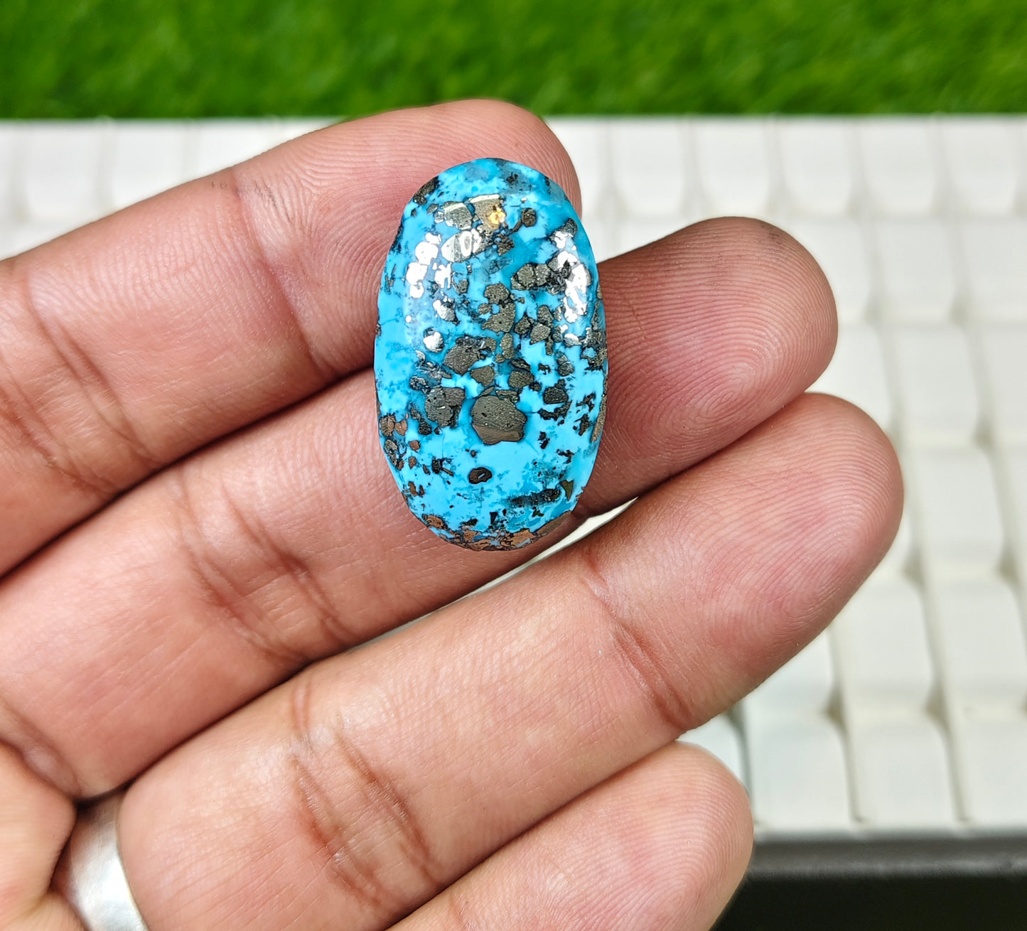 Nesha Puri Feroza With Lab Certificate