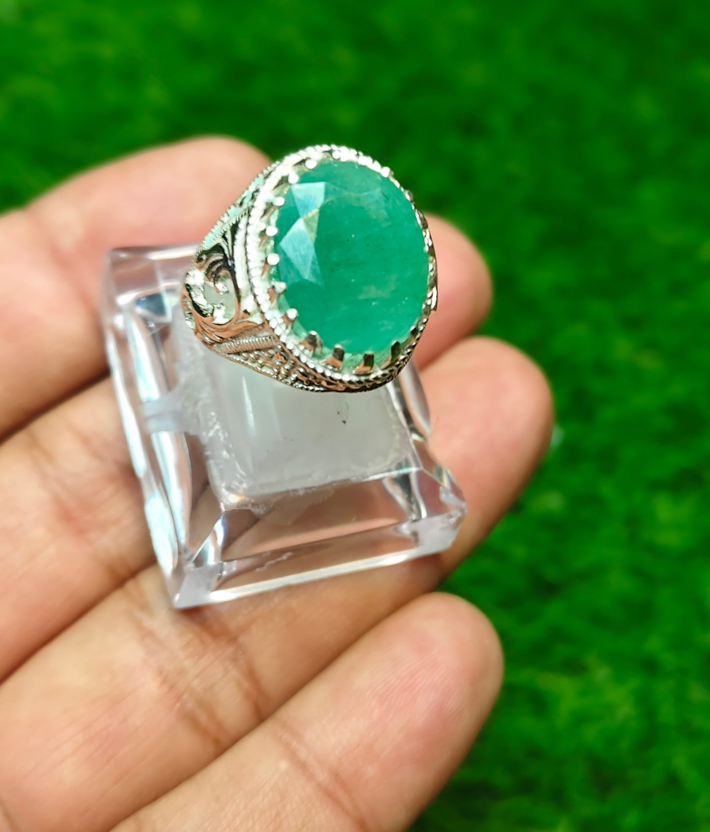 Zamurd Ring
