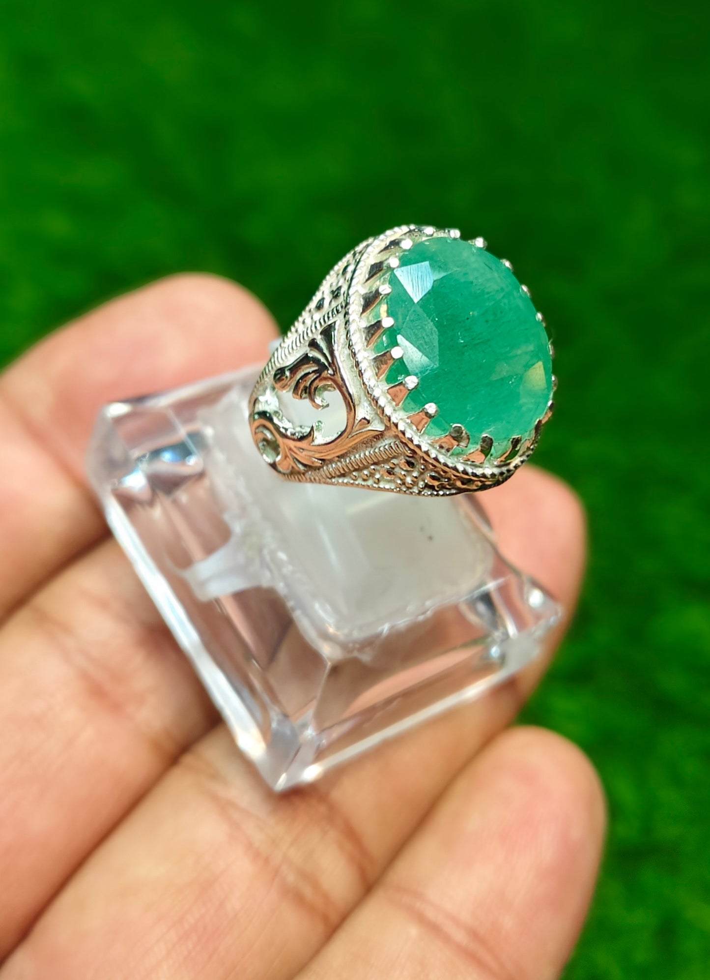 Zamurd Ring