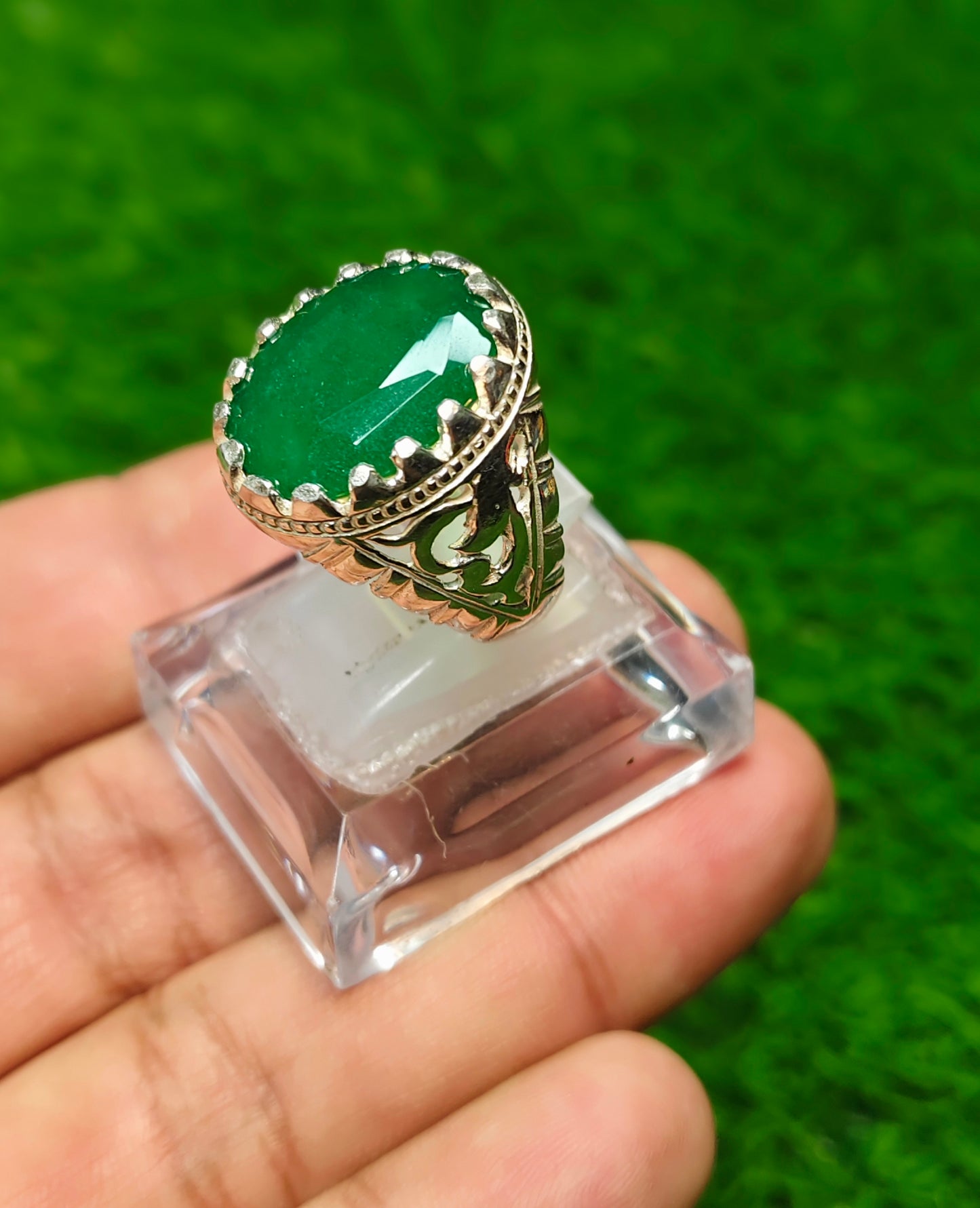 Zamurd Ring