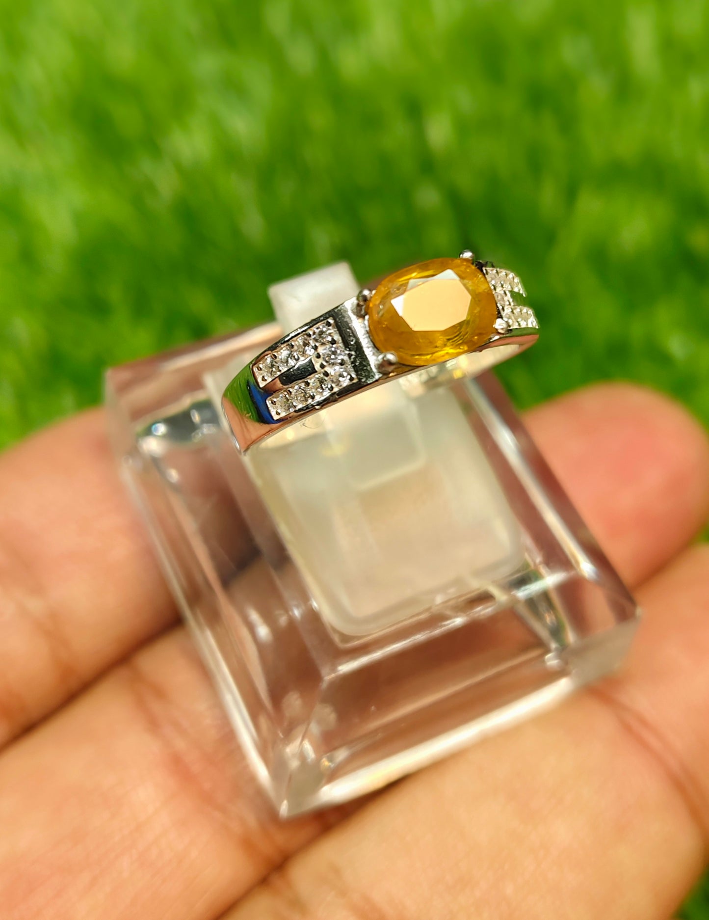 Ceylon Pukhraj Ring