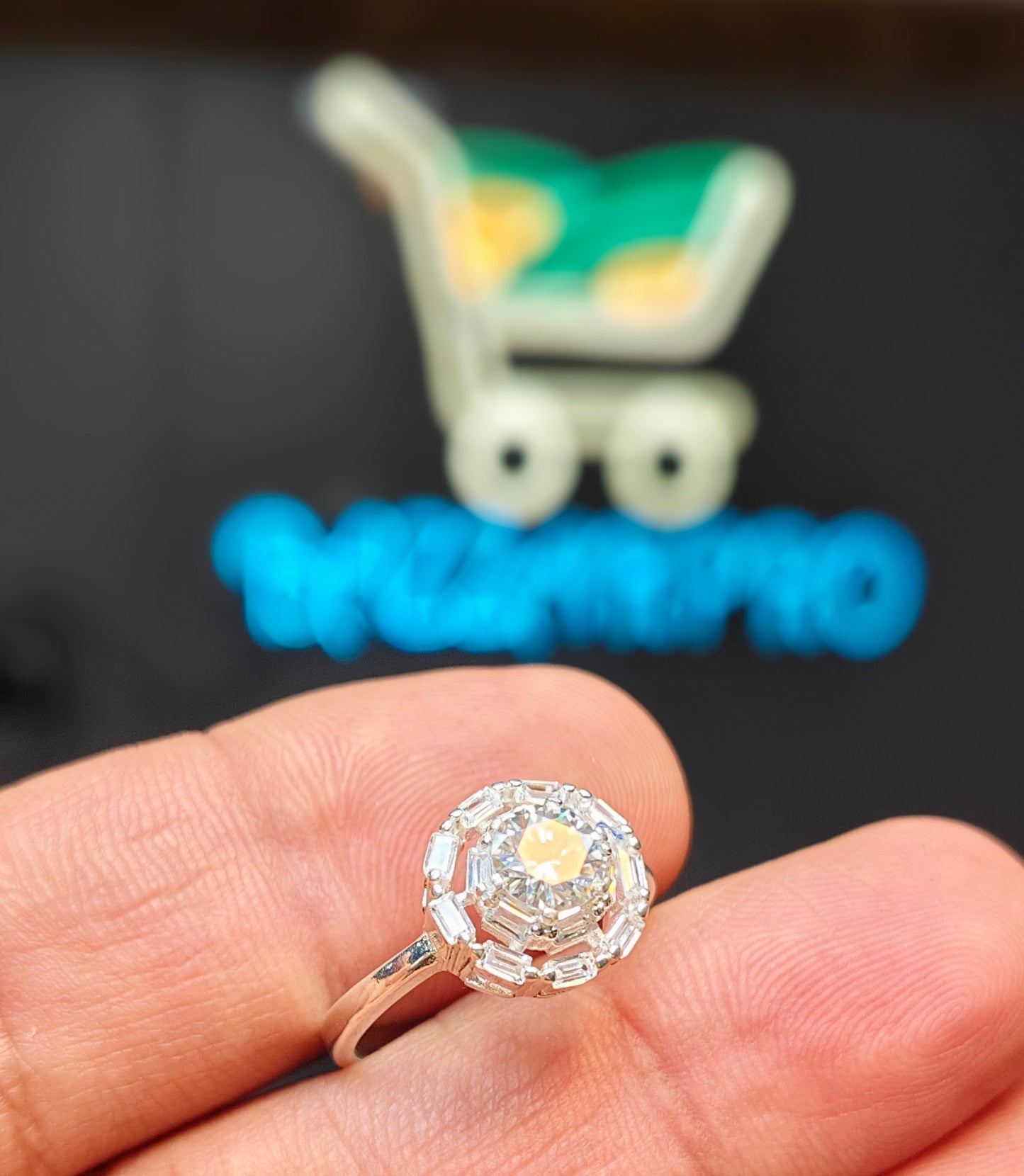 Certificate 0.8 Crt Moissanite Ring