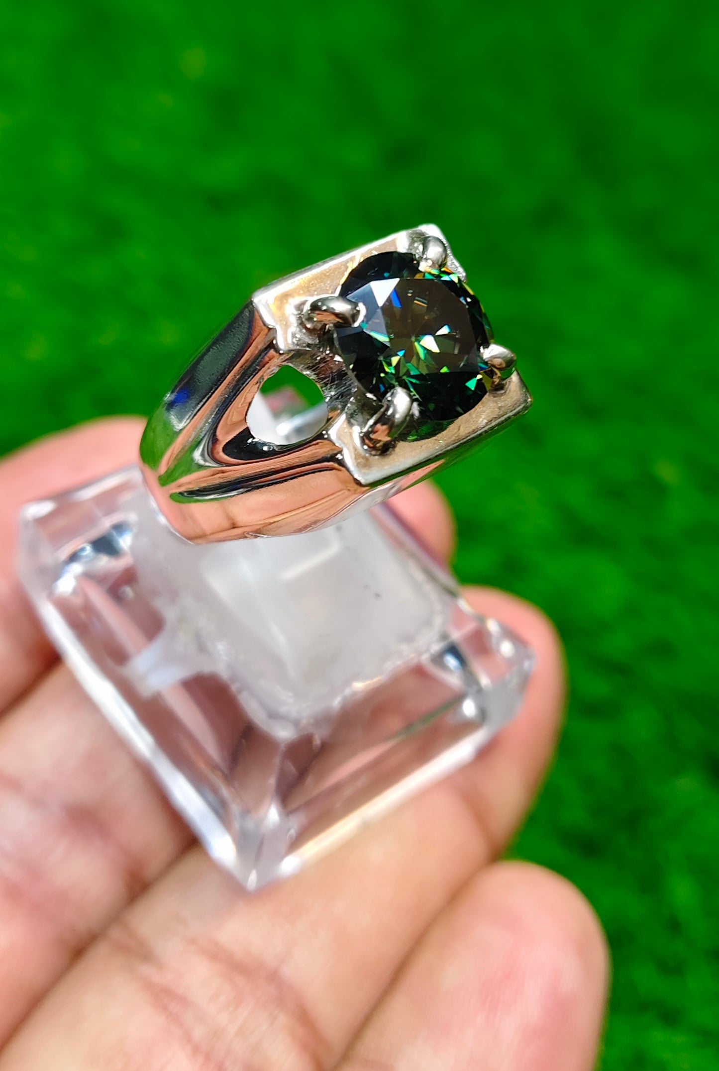 Moissanite Diamond Ring