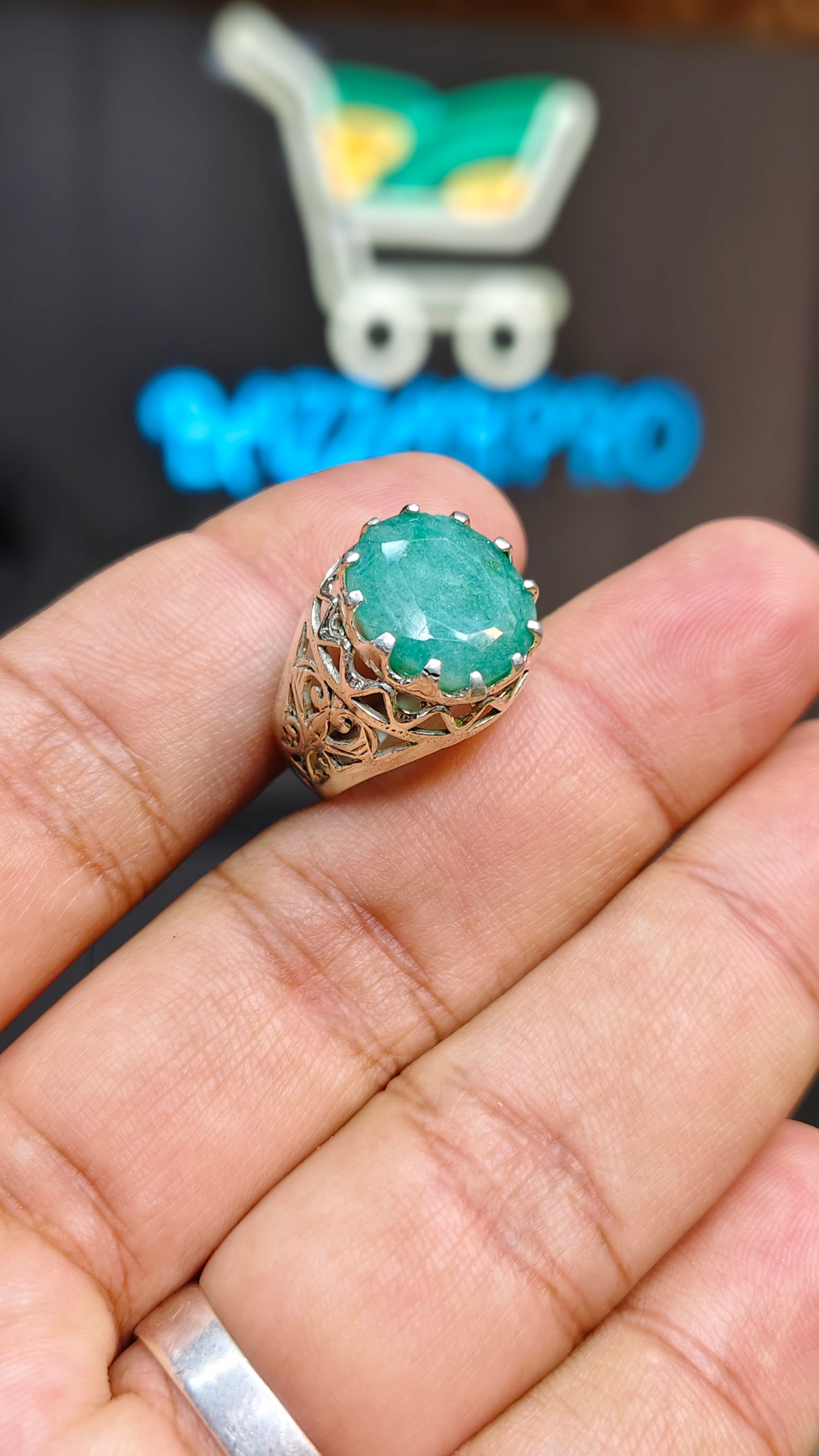 Zamurd Ring