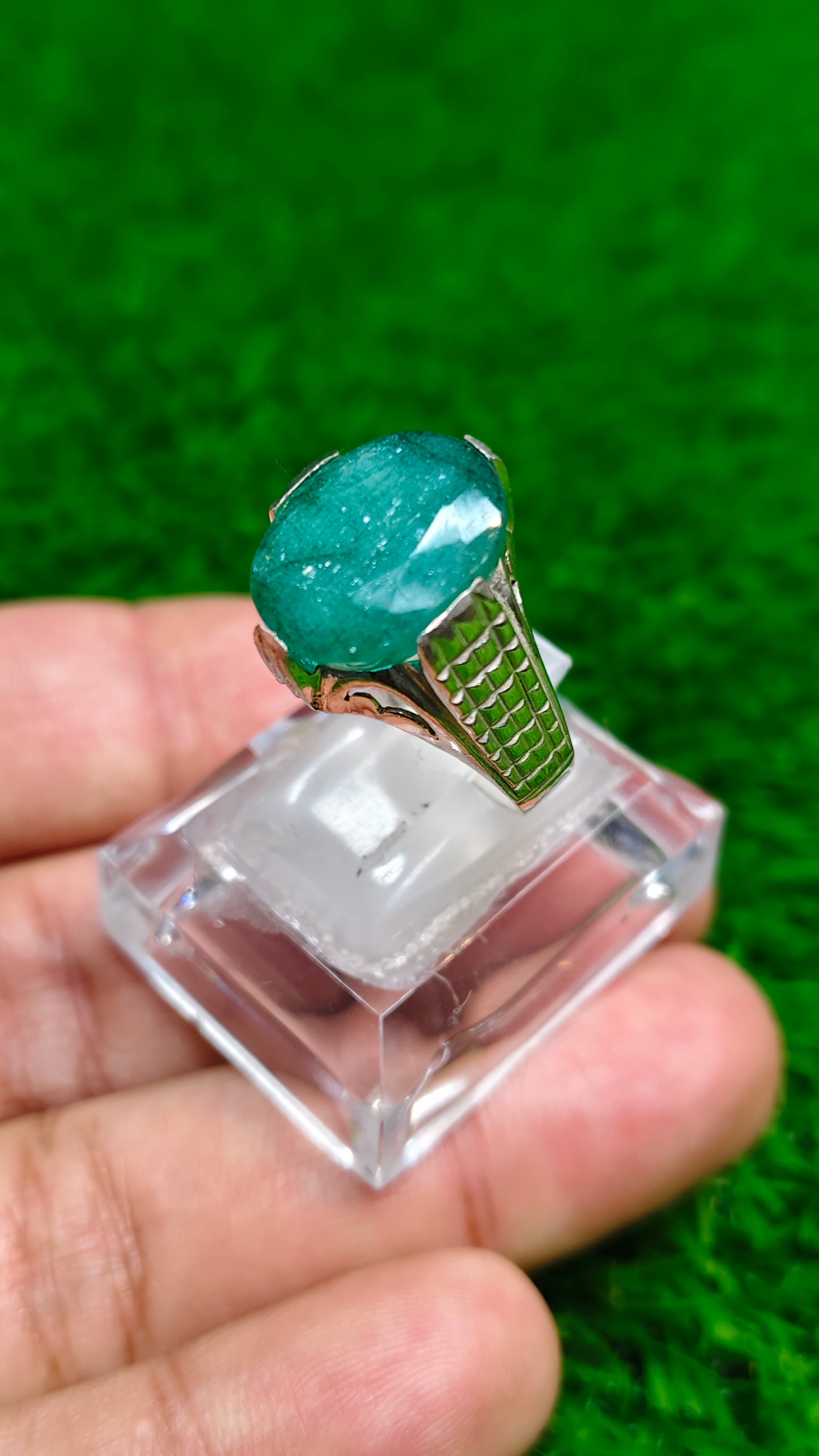 Zamurd Ring