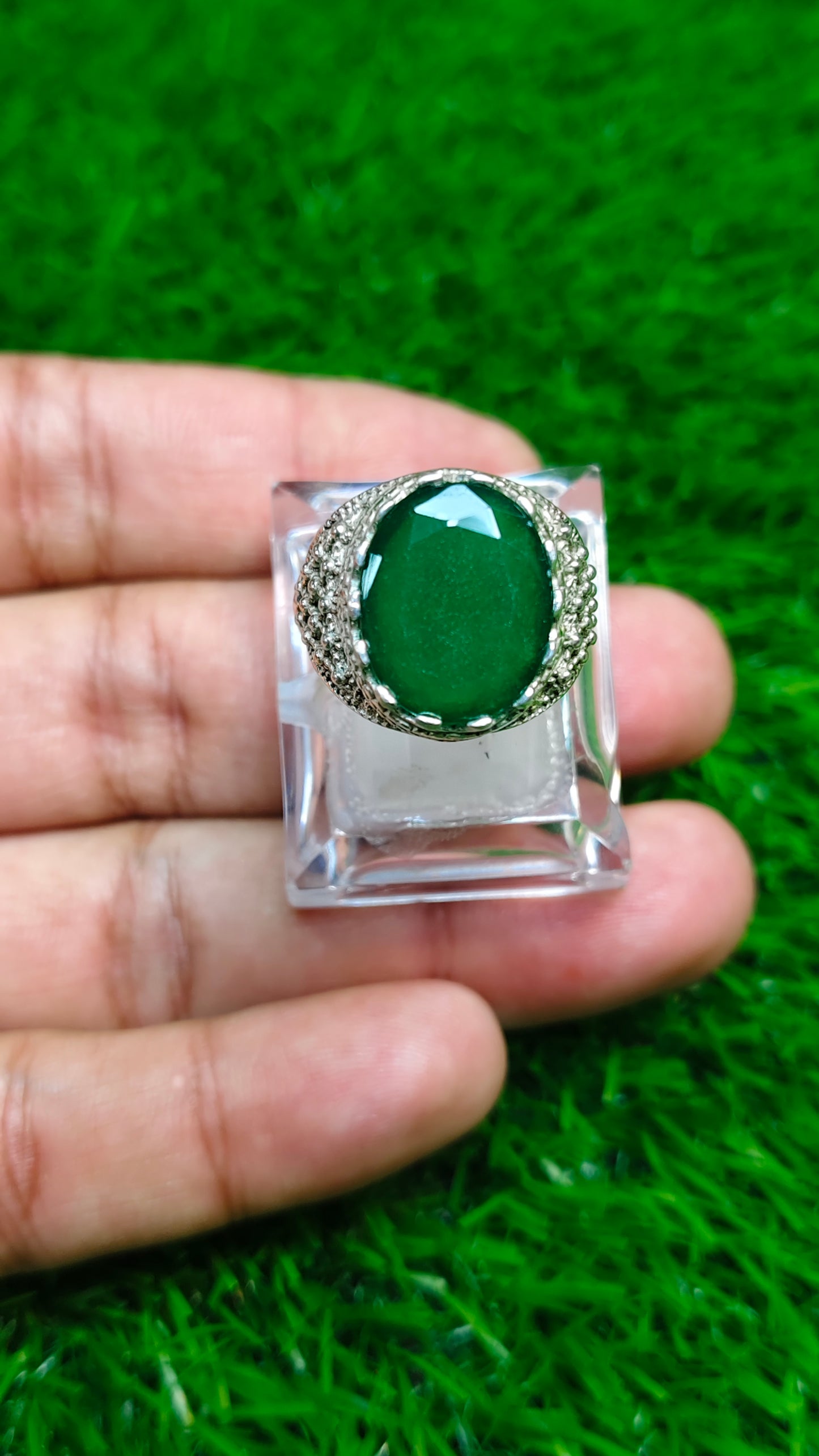 Sabza Ring
