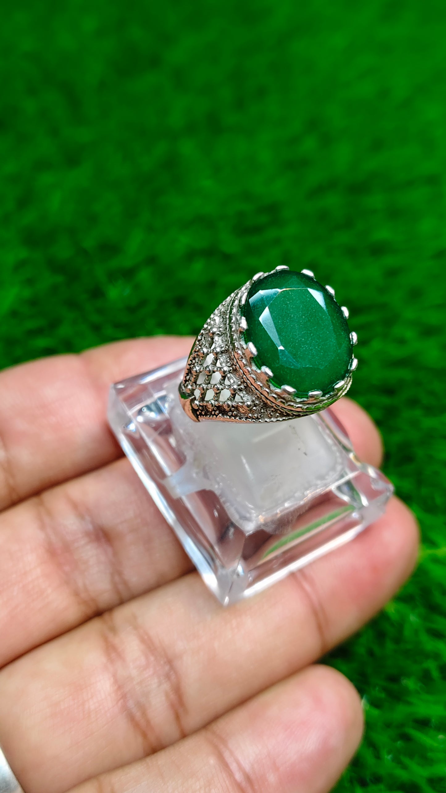 Sabza Ring