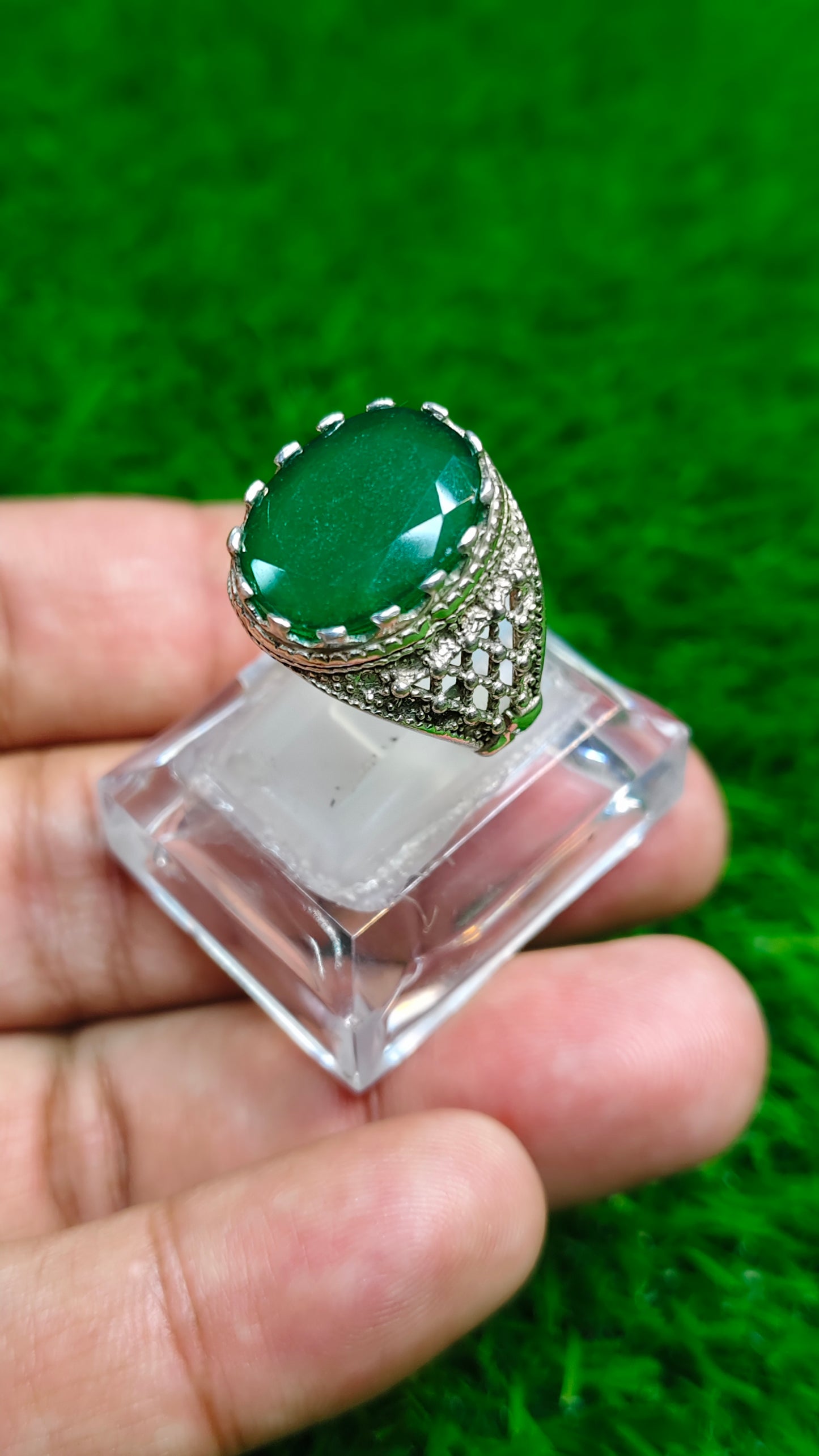 Sabza Ring