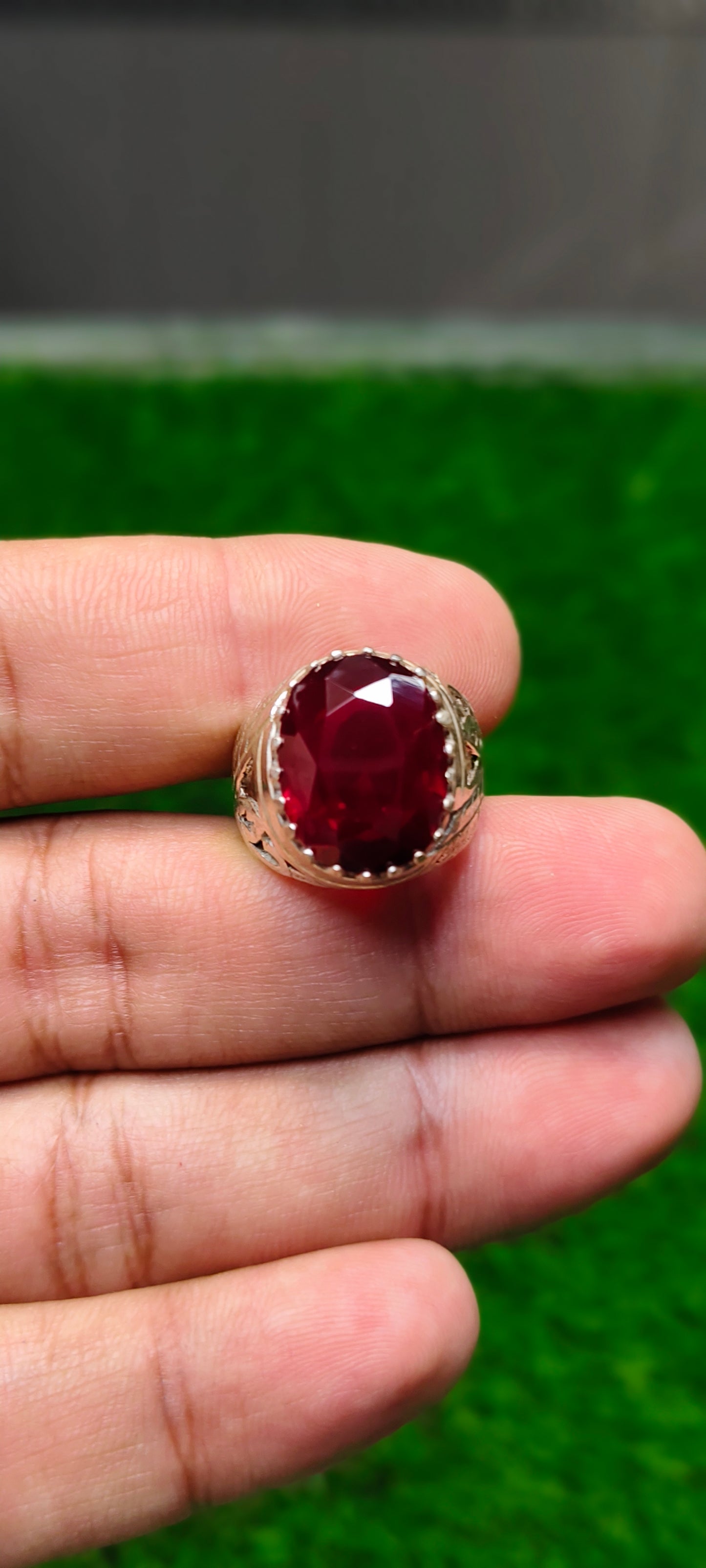 Yaqoot Ring
