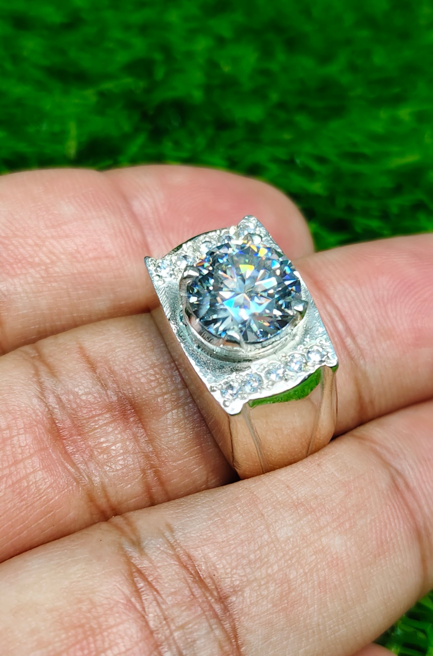 White Moissanite Diamond