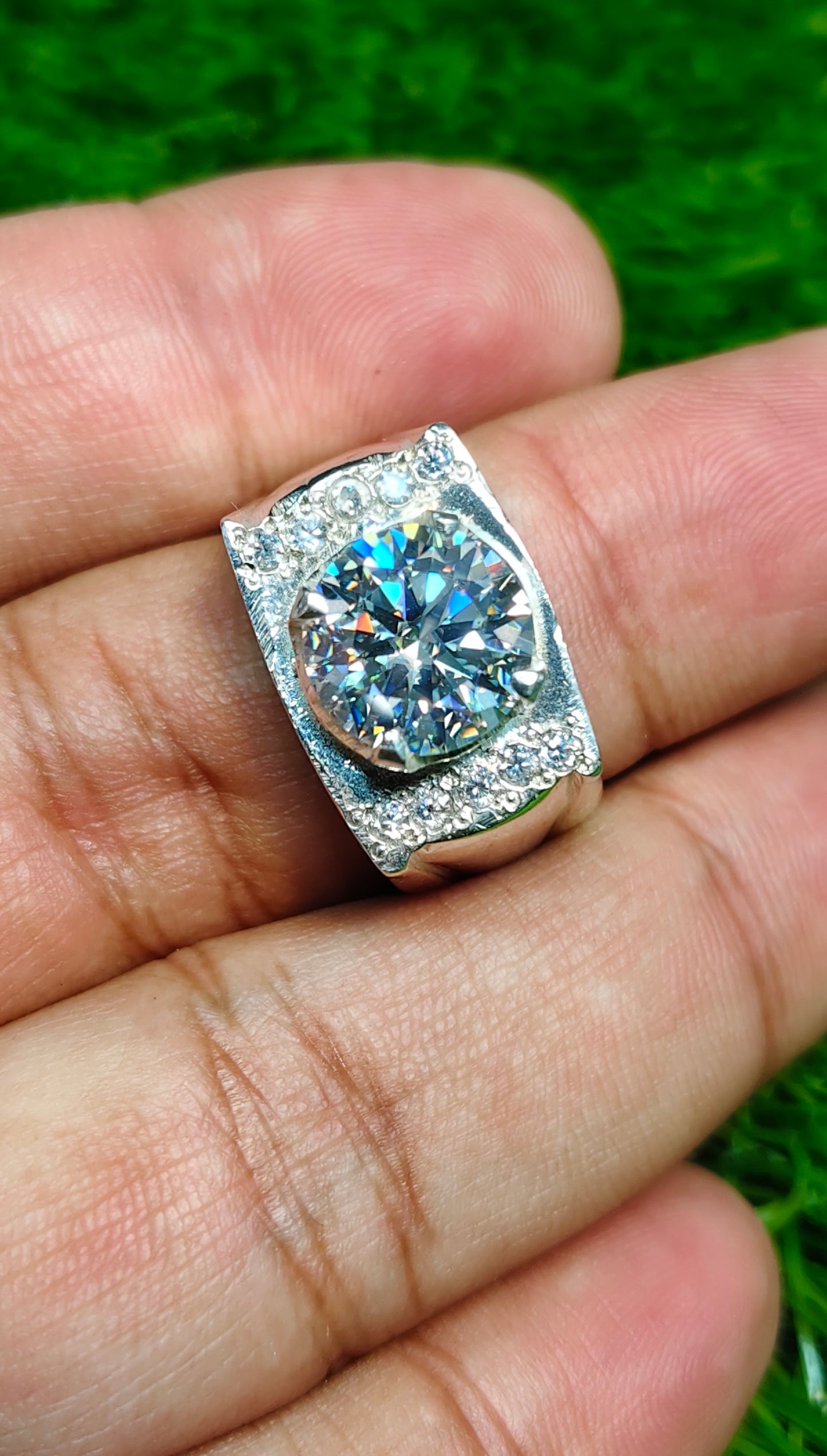 White Moissanite Diamond