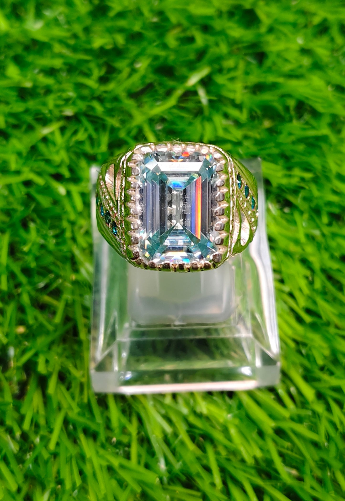 White Moissanite Diamond