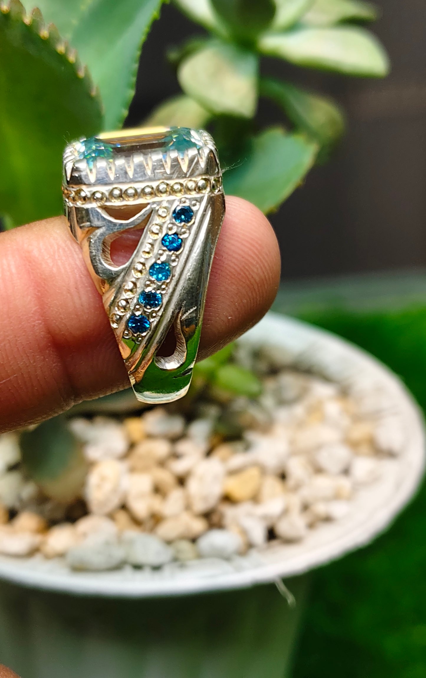 White Moissanite Diamond